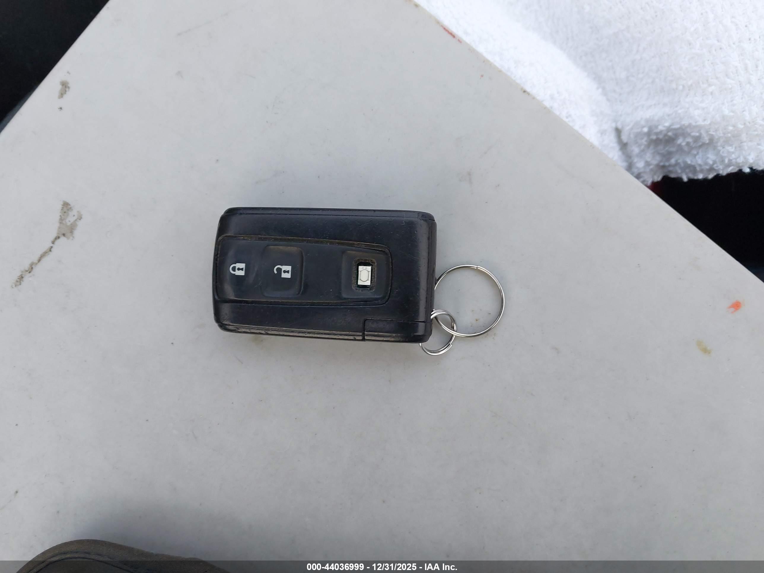 TOYOTA PRIUS image 11