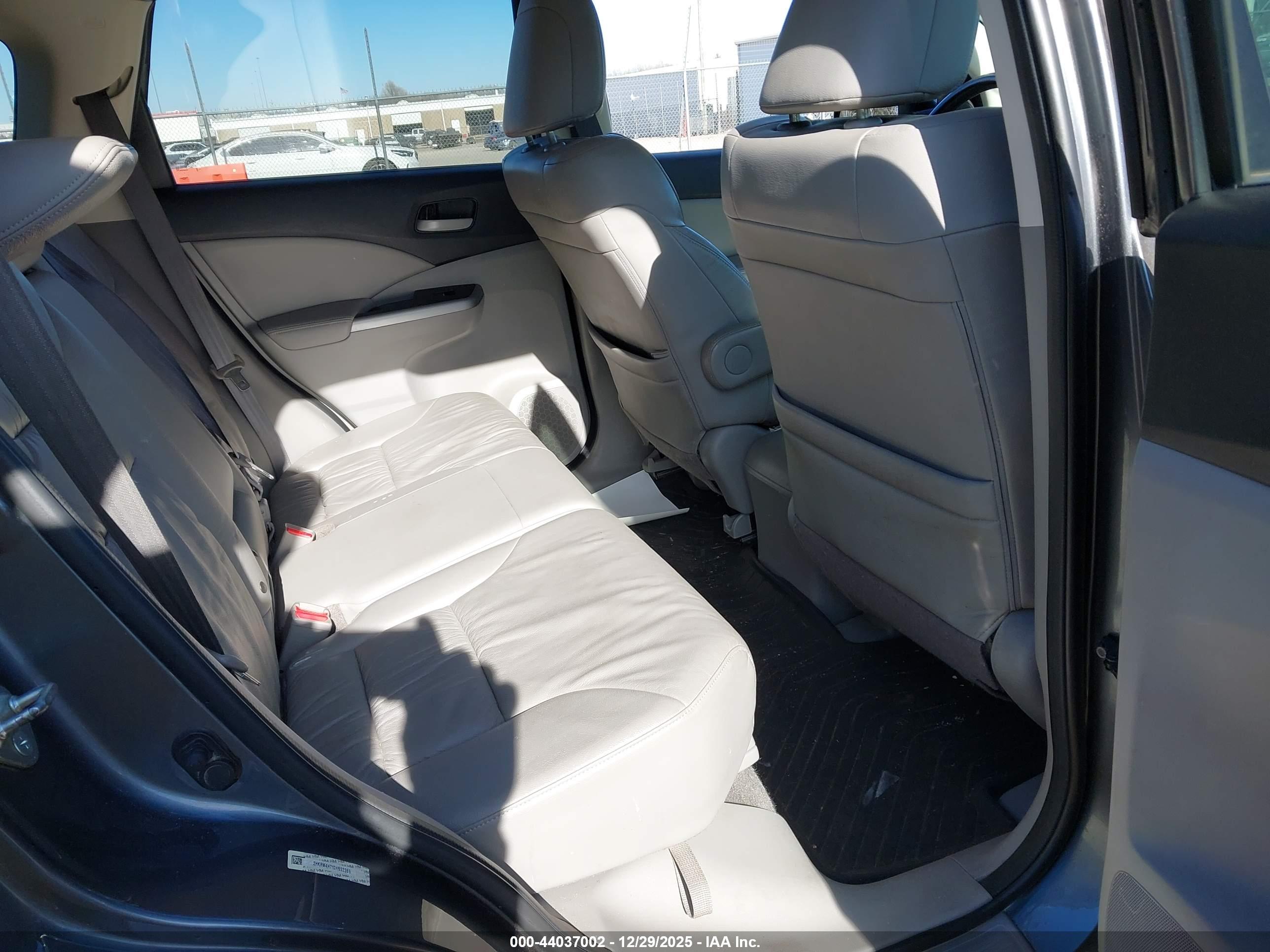 HONDA CR-V image 8