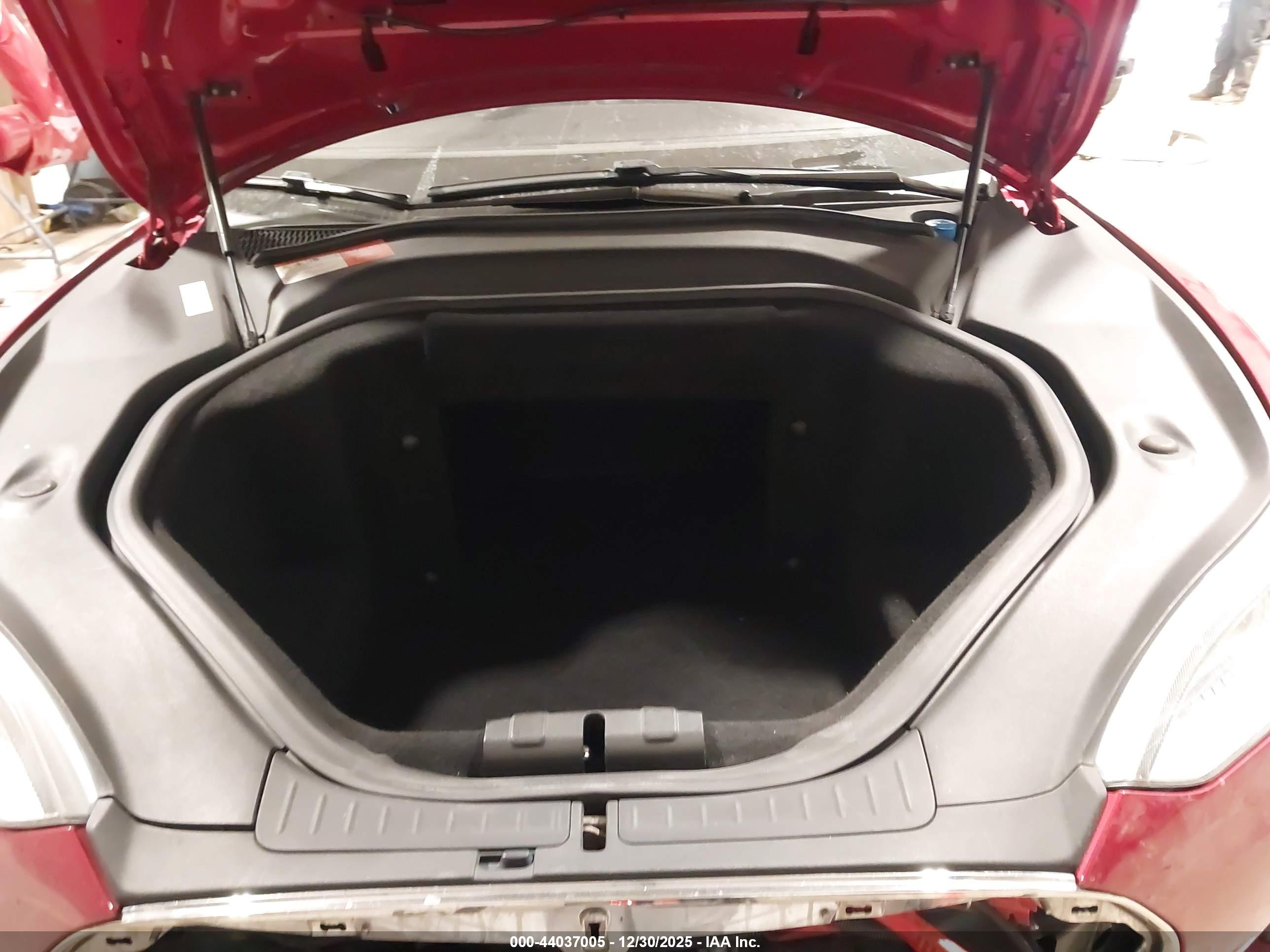 TESLA MODEL image 10