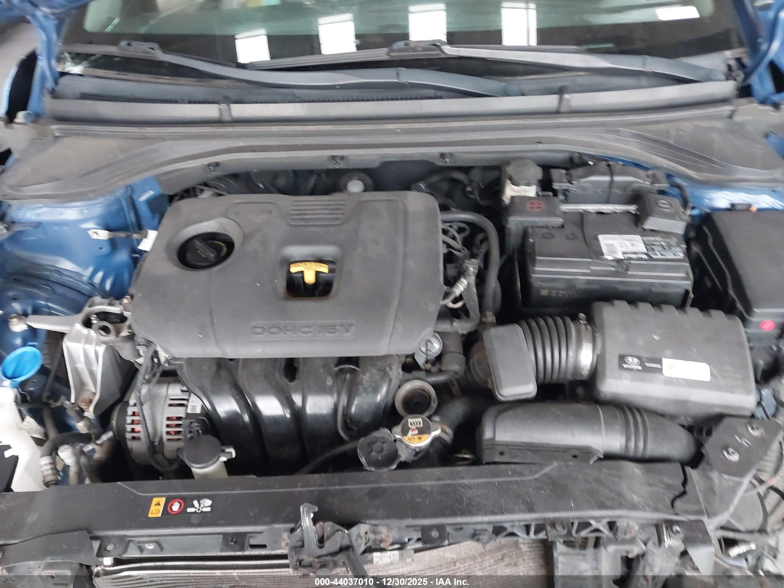 HYUNDAI ELANTRA image 10