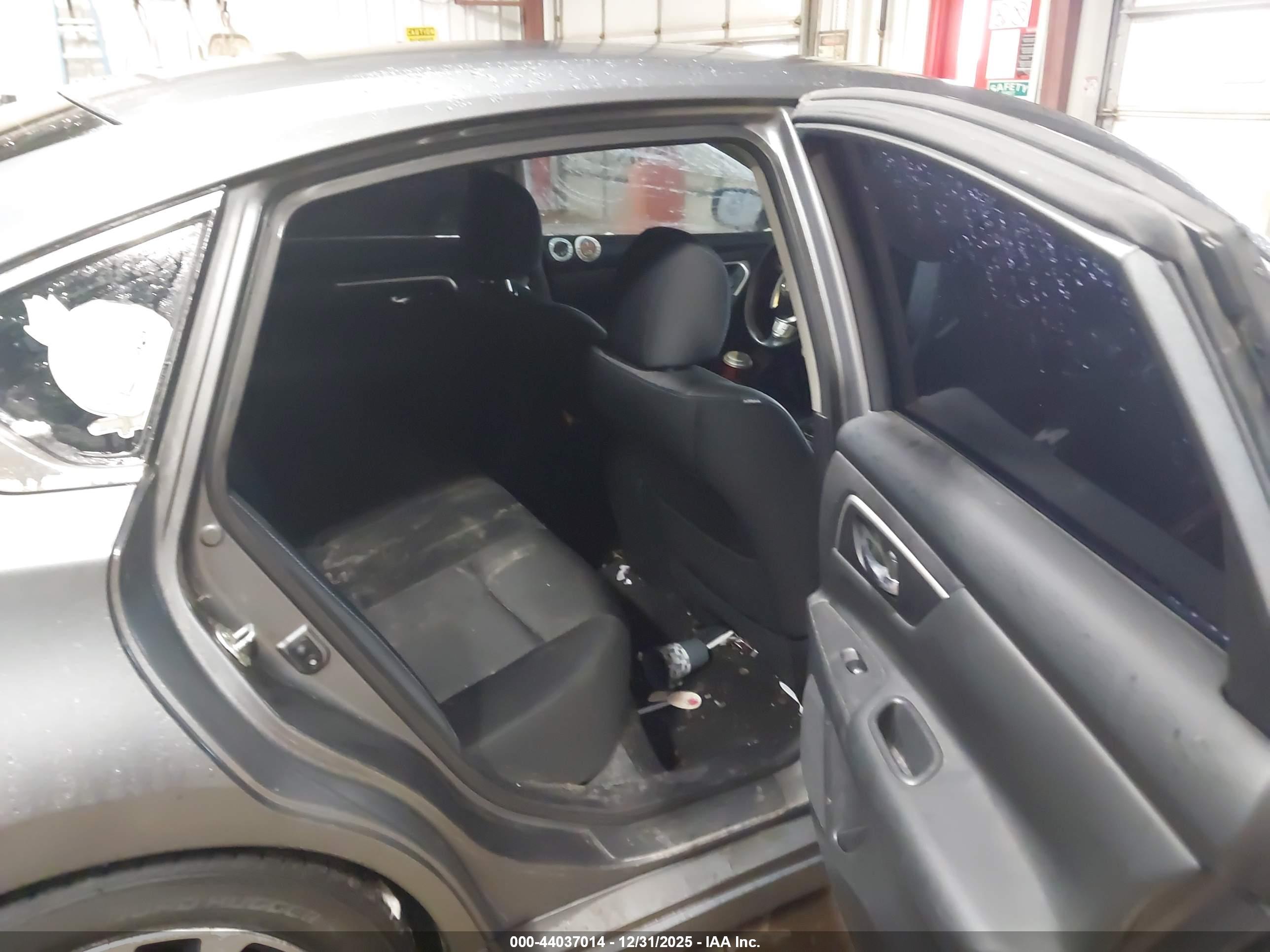 NISSAN ALTIMA image 8