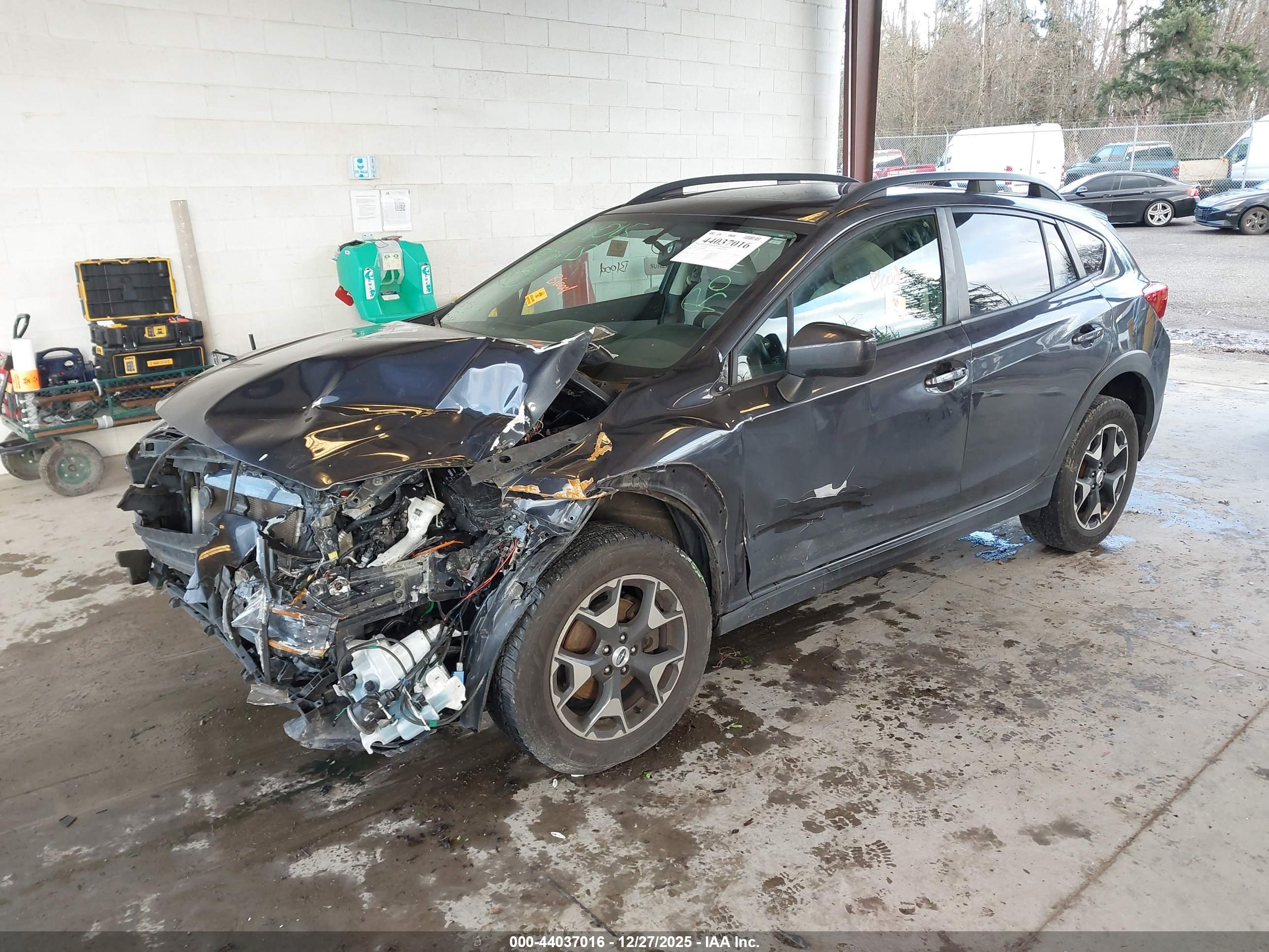 SUBARU CROSSTREK image 2