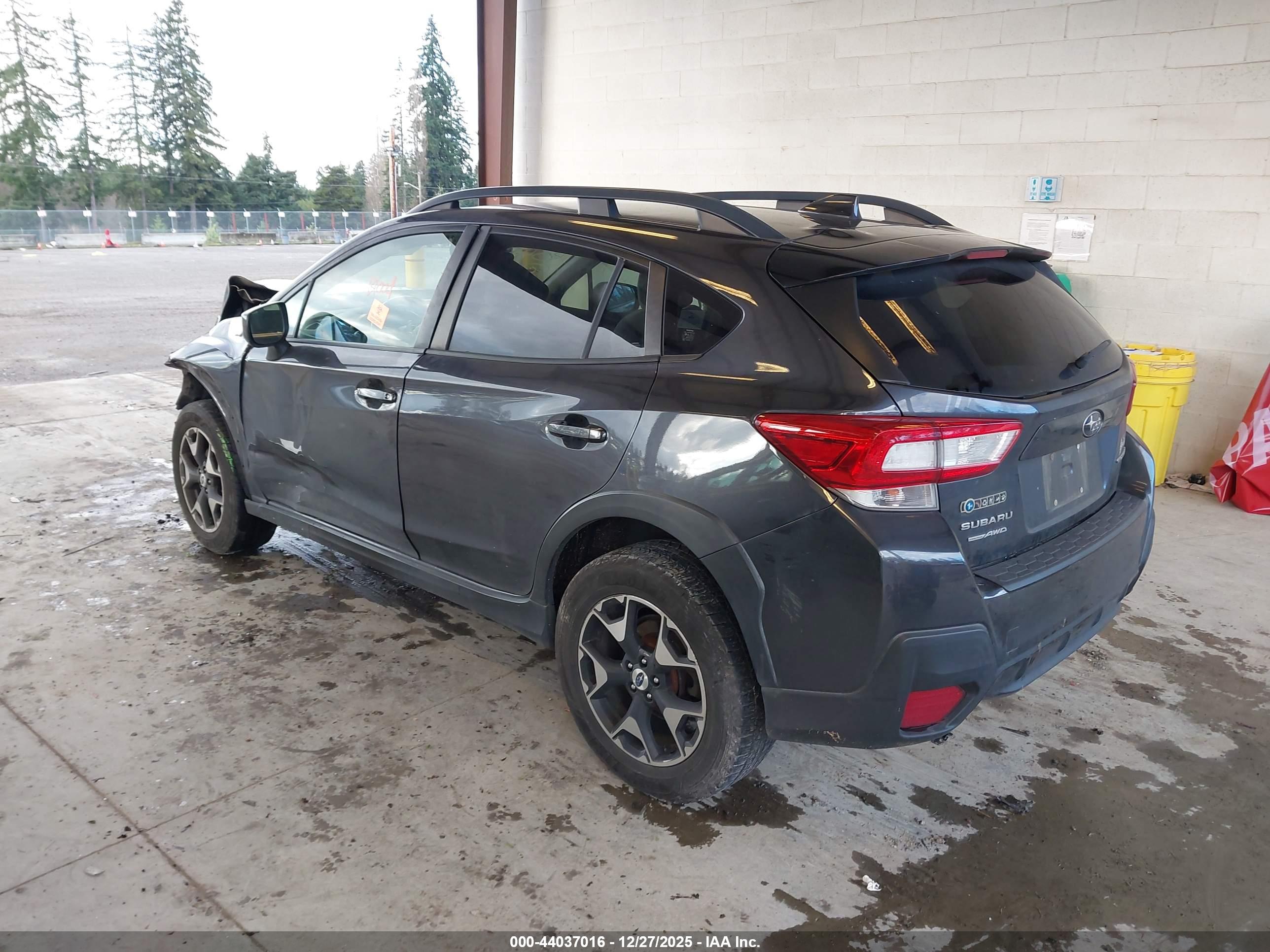 SUBARU CROSSTREK image 3