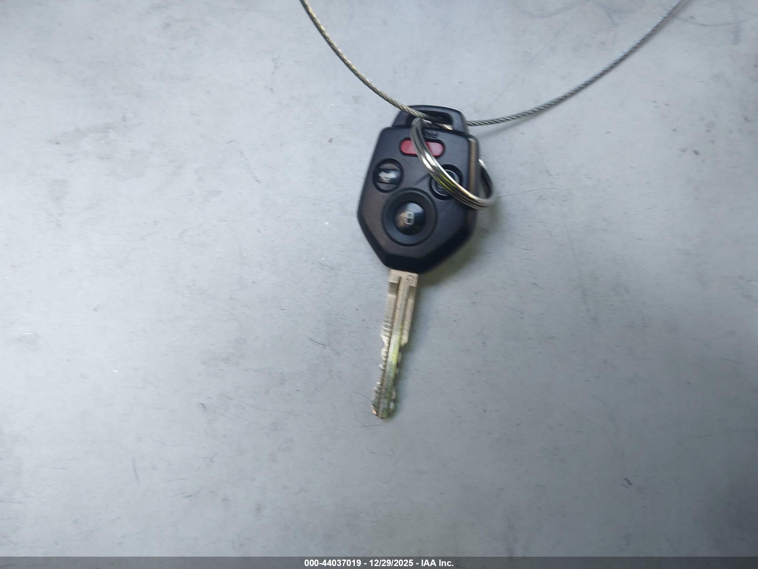 SUBARU OUTBACK image 11