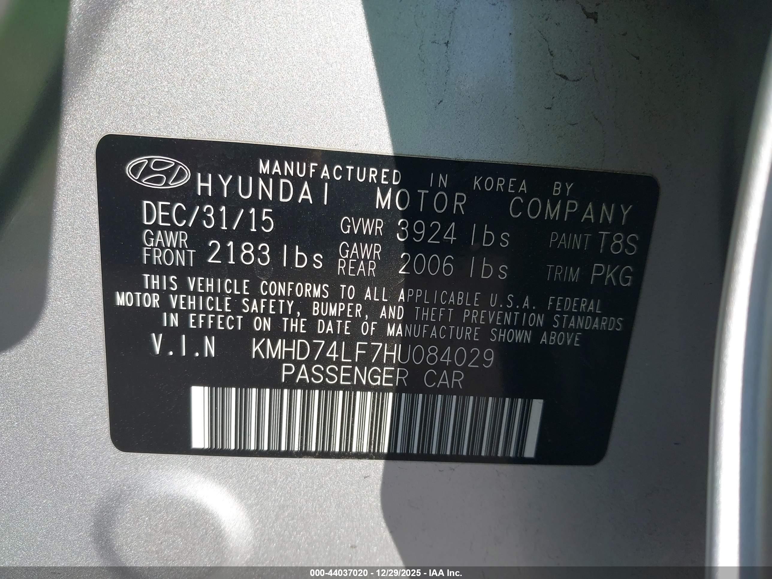 HYUNDAI ELANTRA image 9