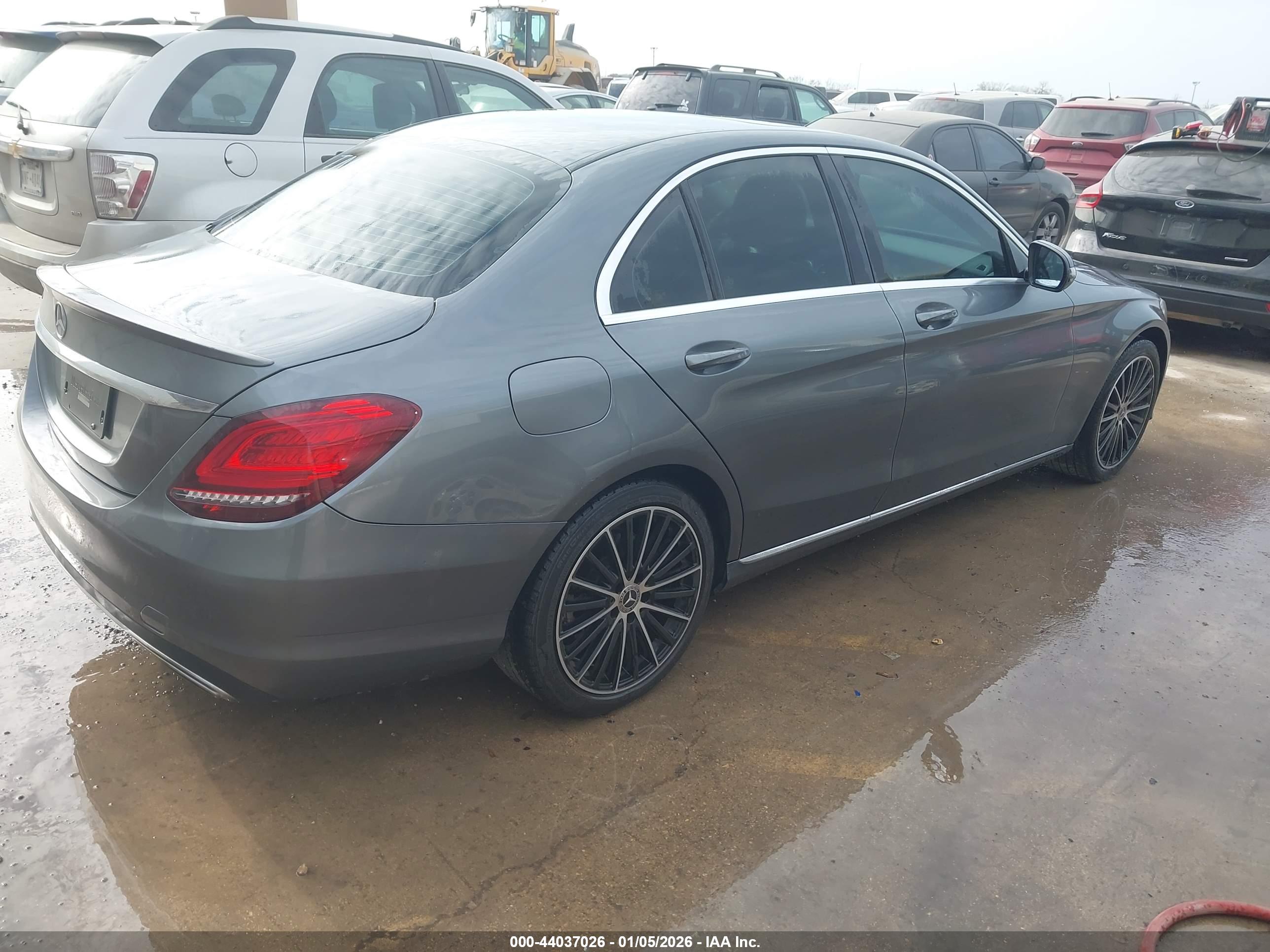 MERCEDES-BENZ C image 4