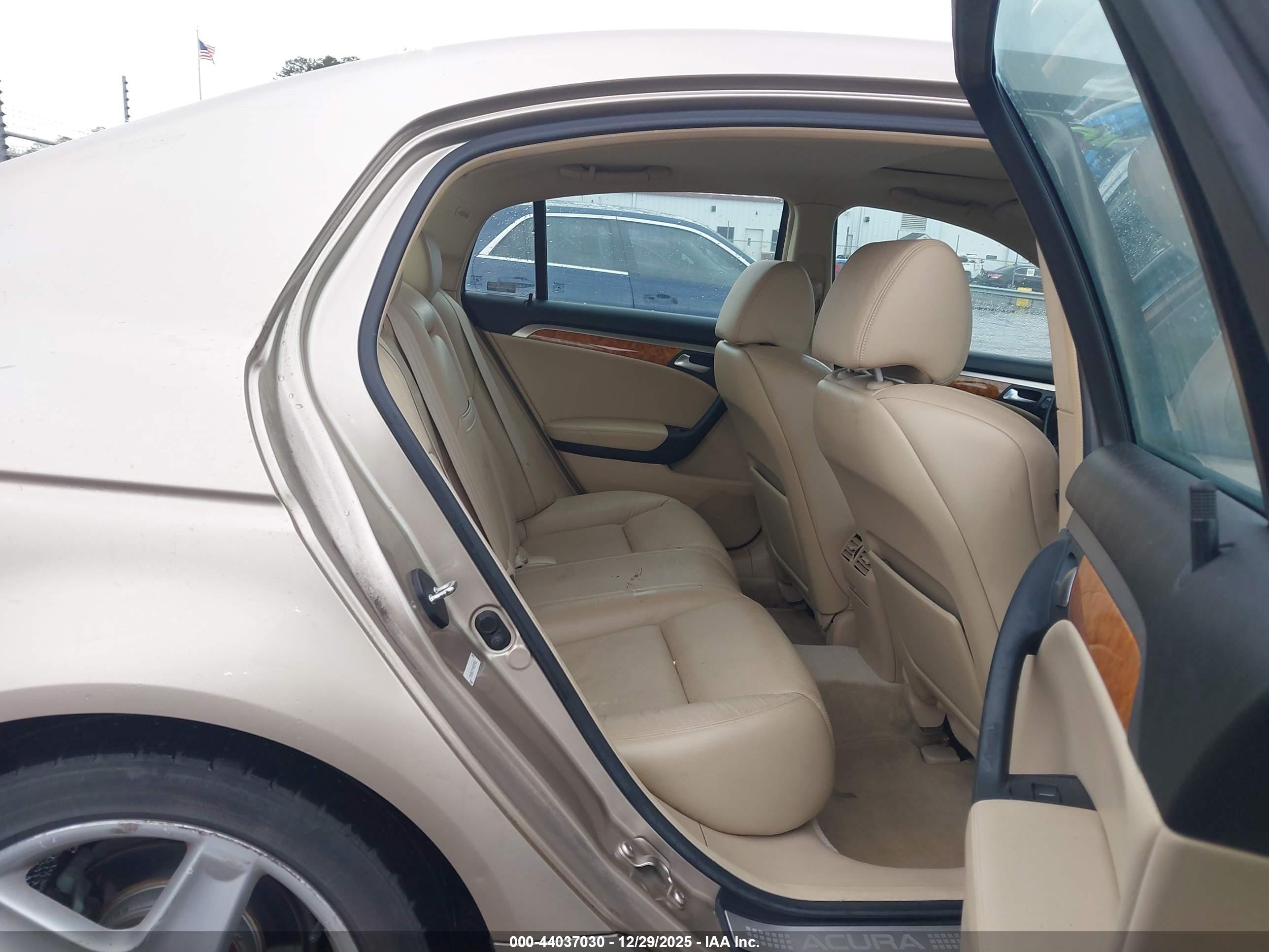 ACURA TL image 8