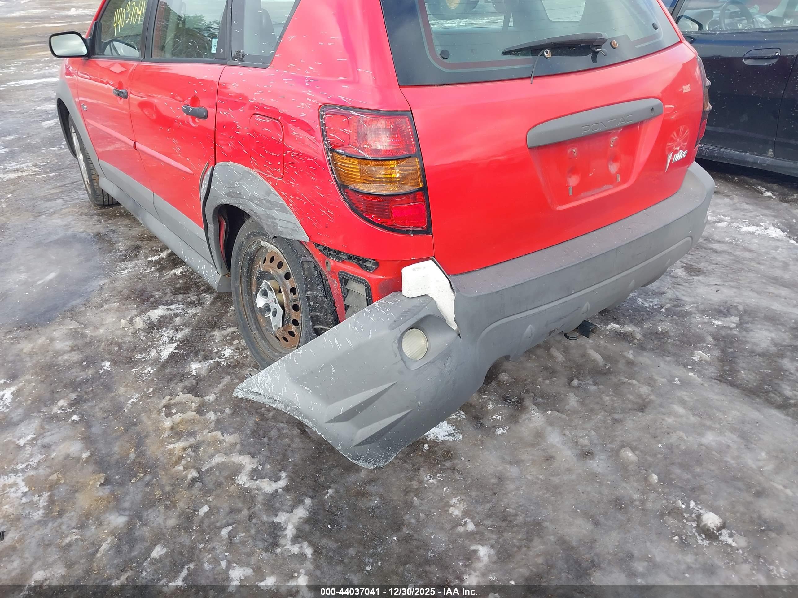 PONTIAC VIBE image 6