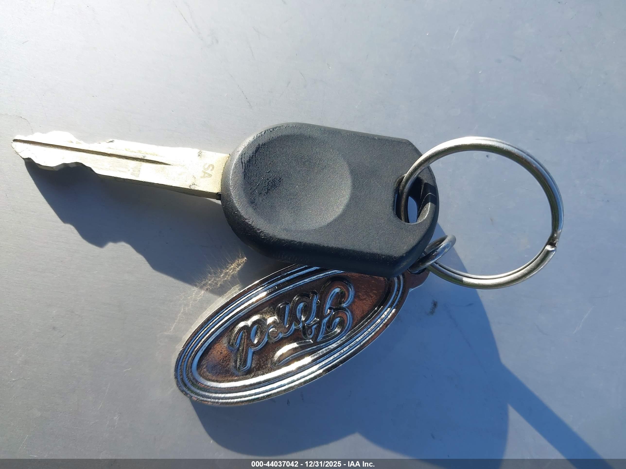 FORD EXPEDITION image 11