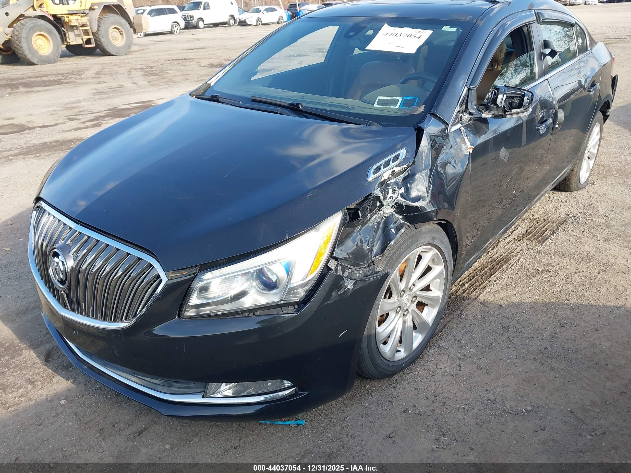 BUICK LACROSSE image 6