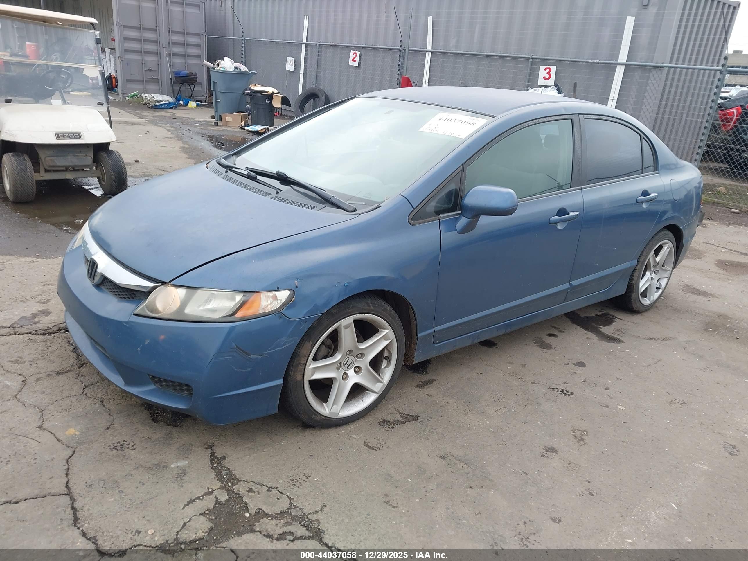 HONDA CIVIC image 2