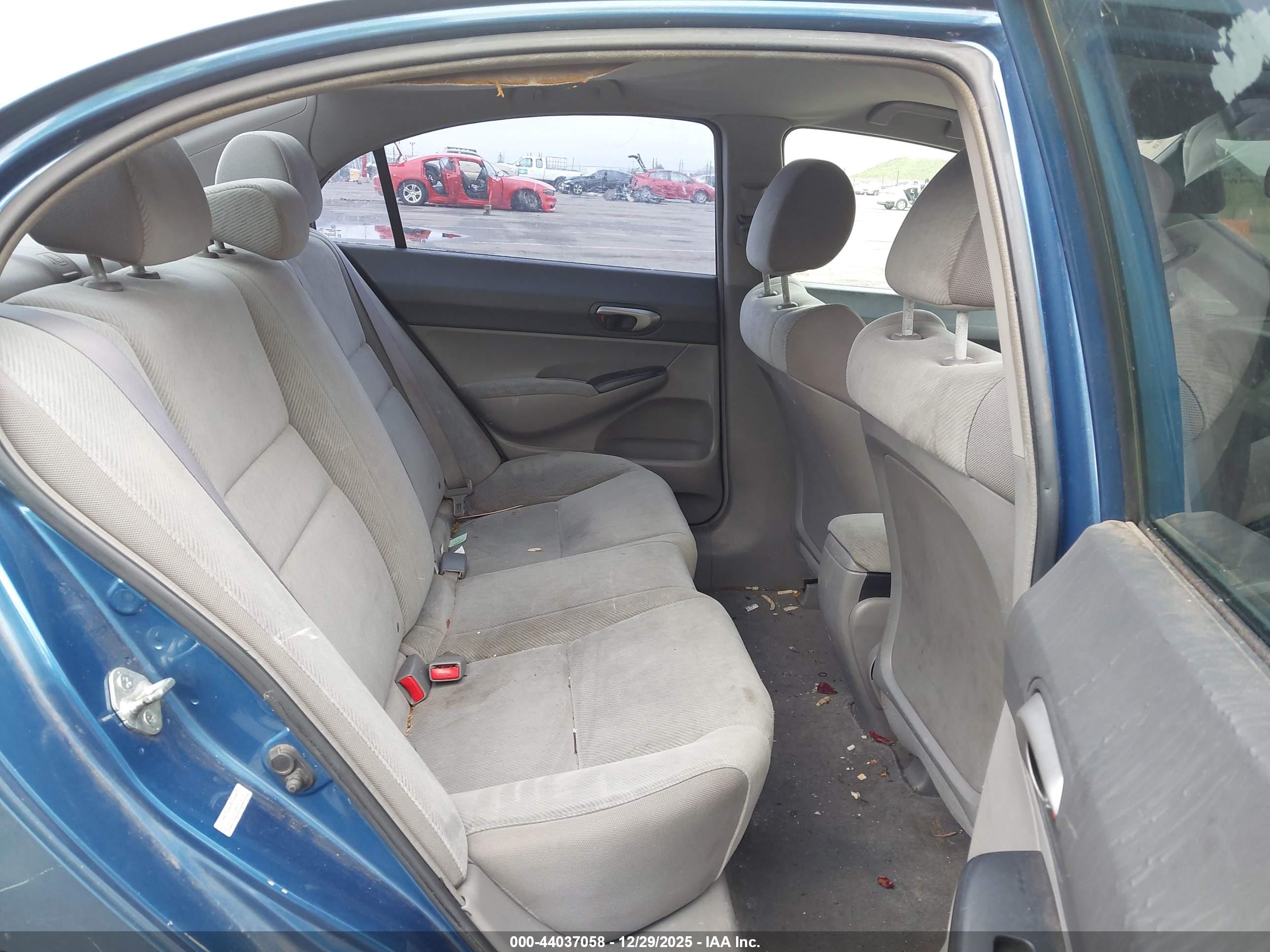 HONDA CIVIC image 8