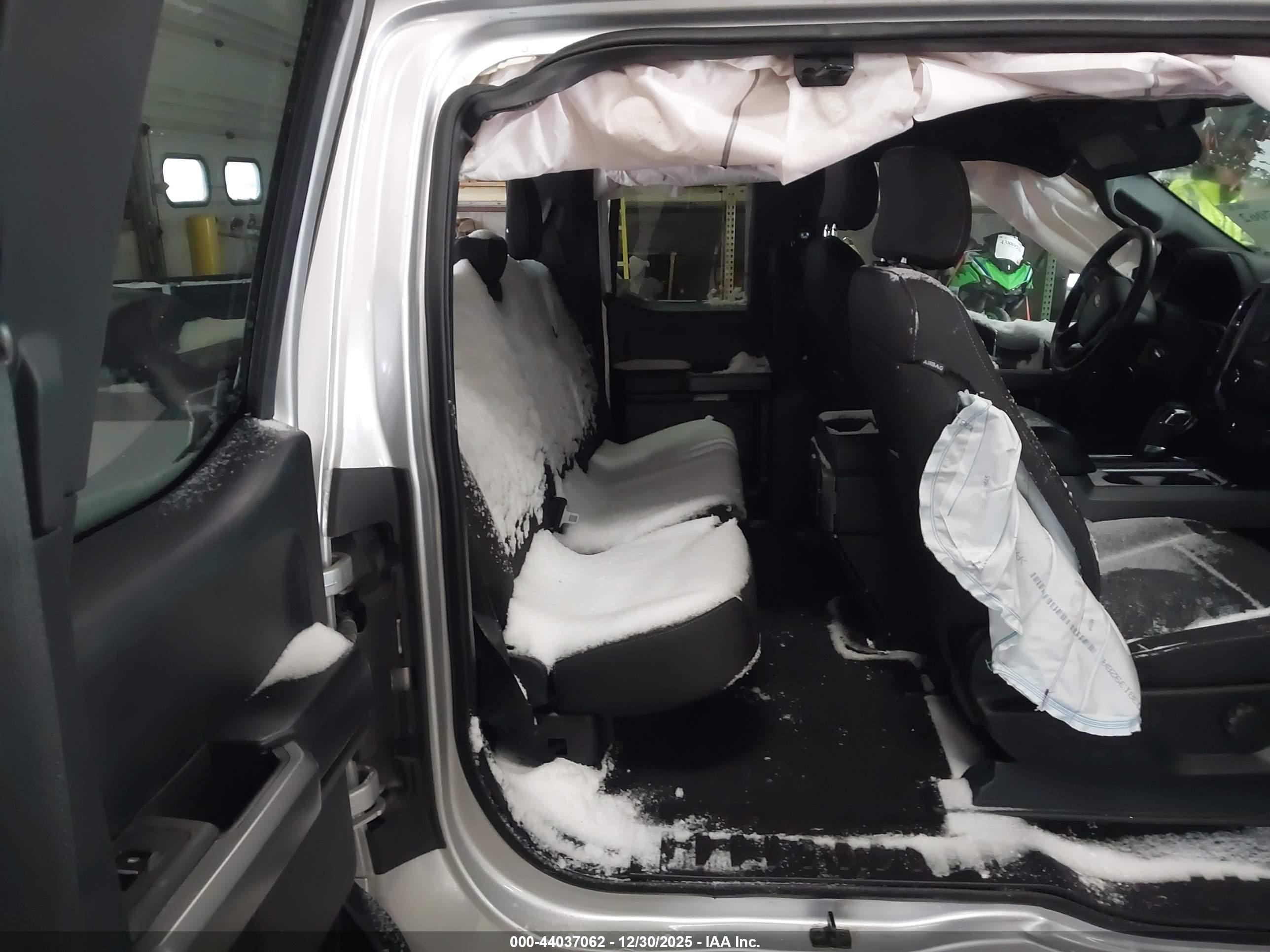FORD F-150 image 8