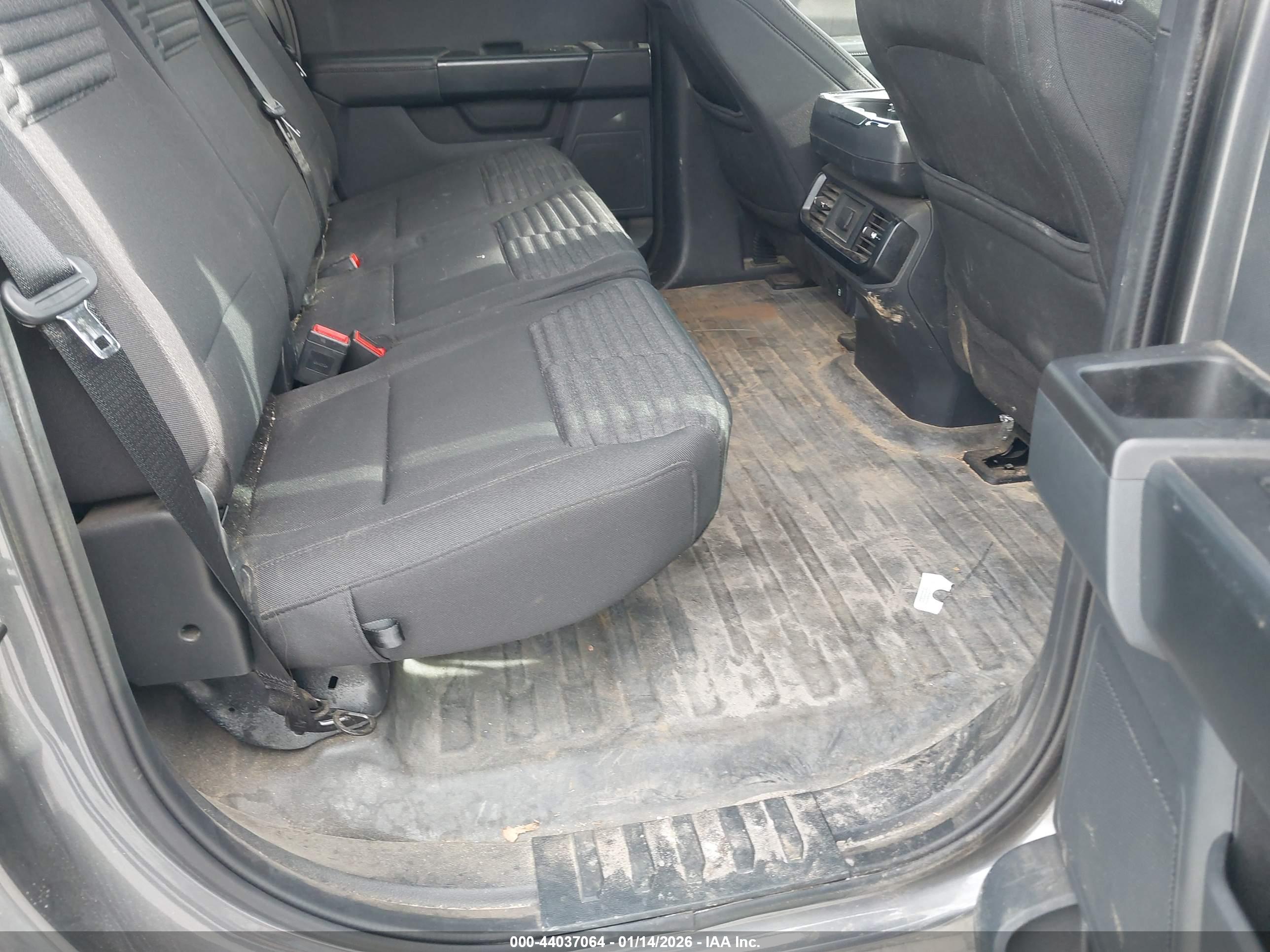 FORD F-150 image 8