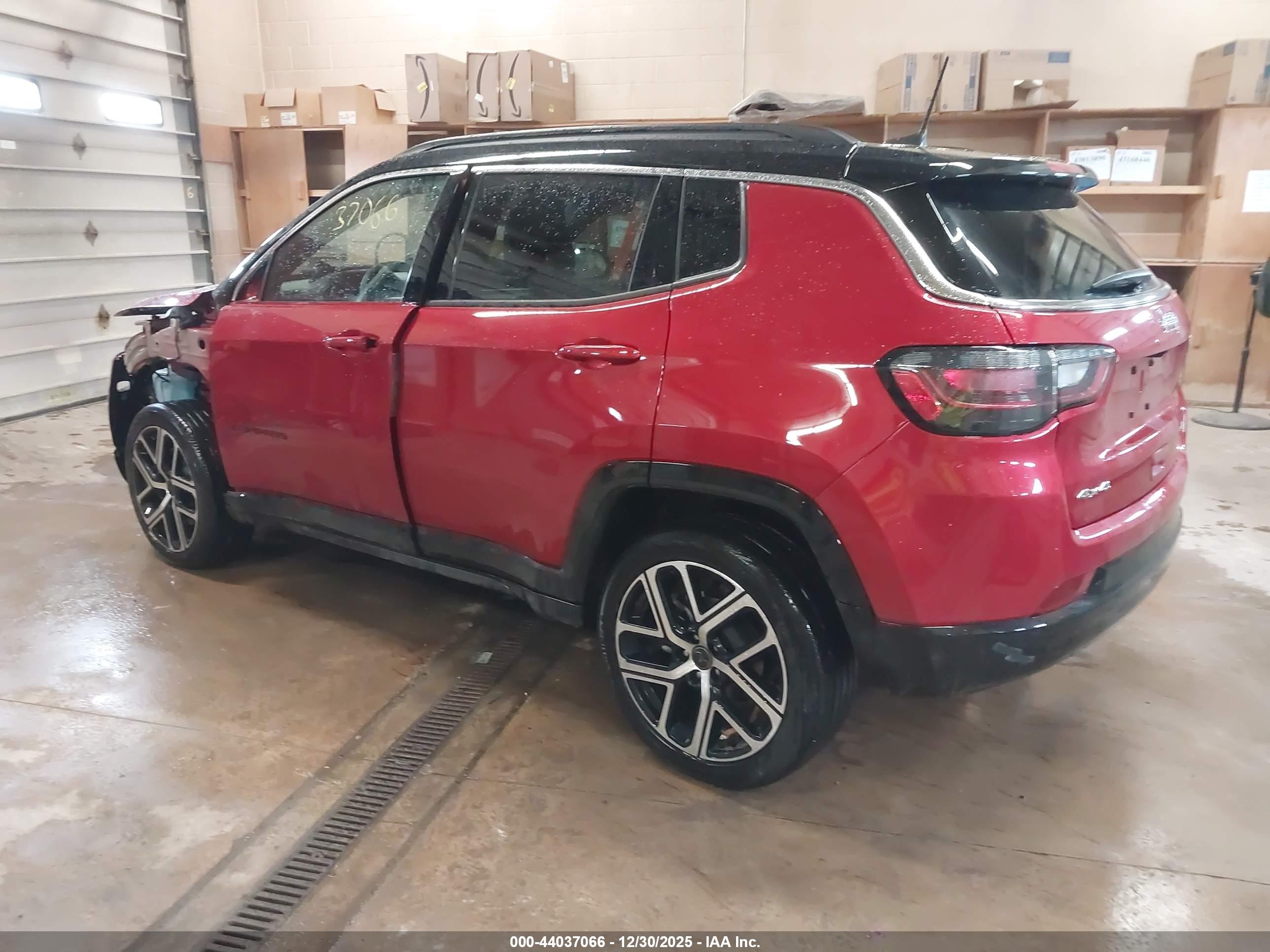 JEEP COMPASS image 3