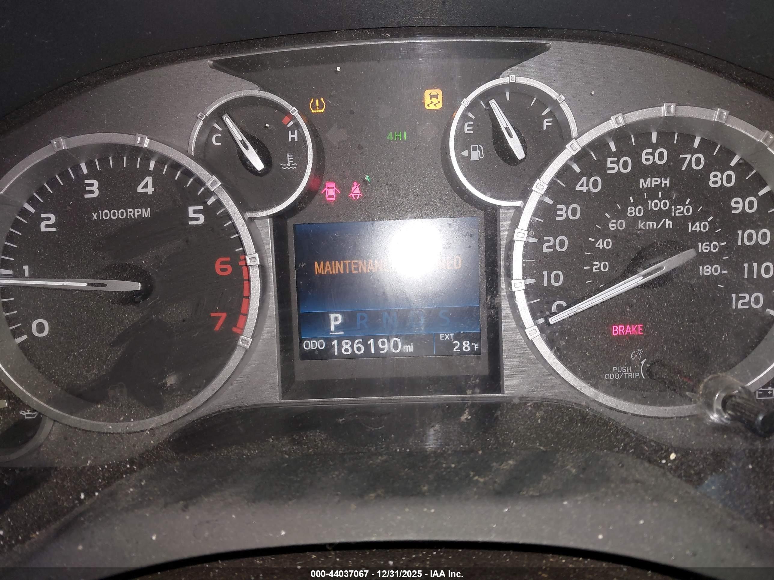 TOYOTA TUNDRA image 7