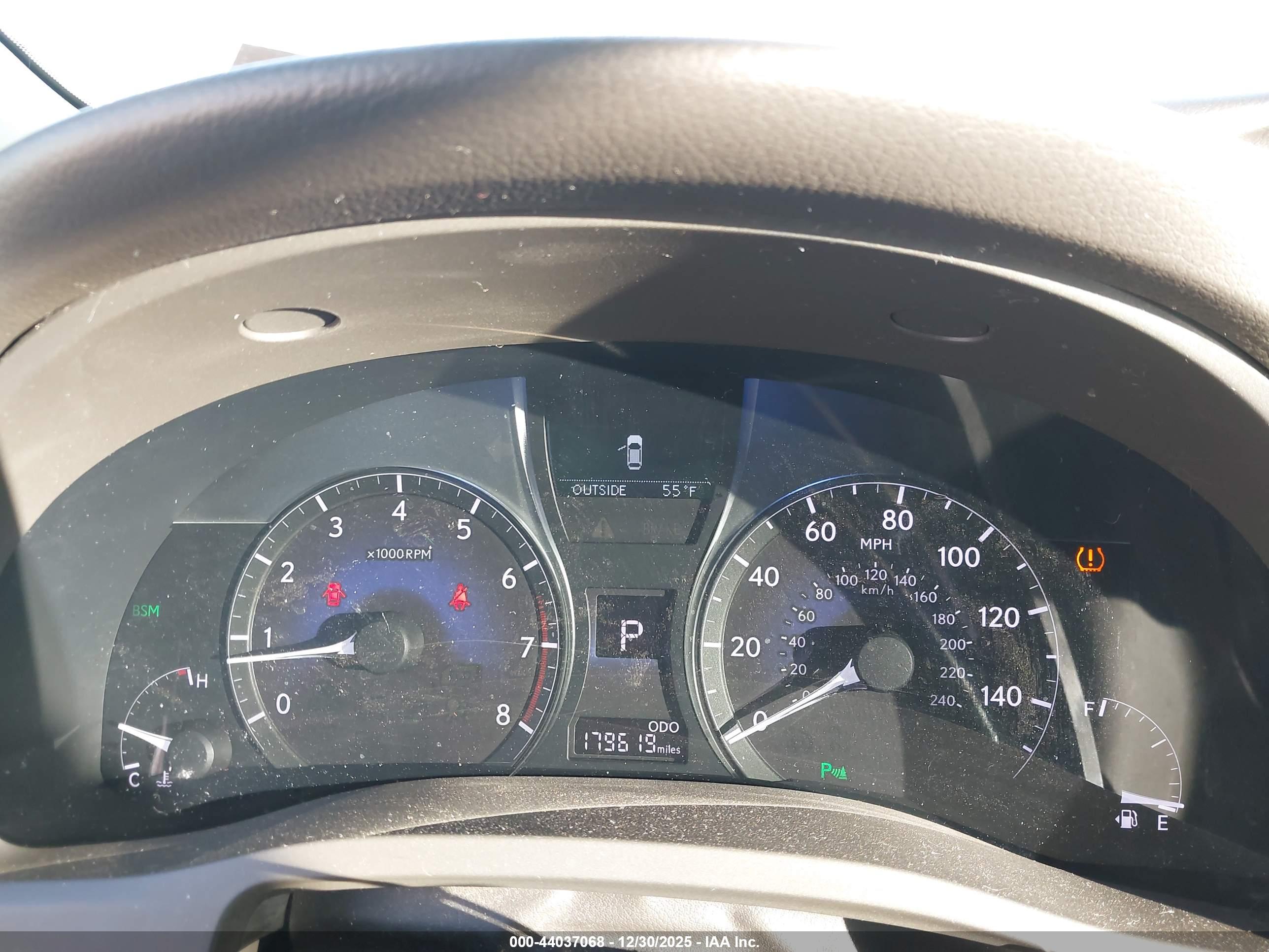 LEXUS RX image 7