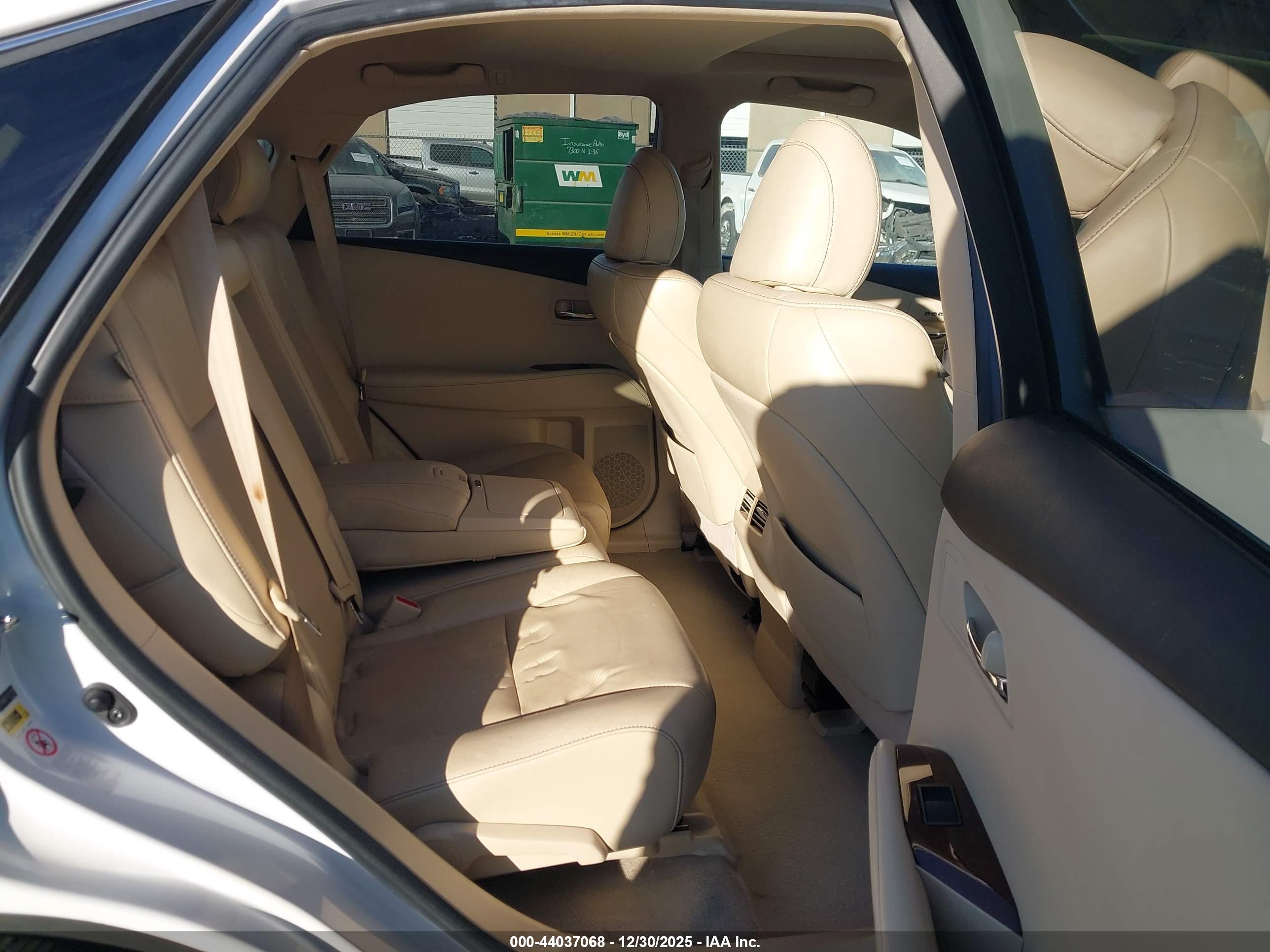 LEXUS RX image 8