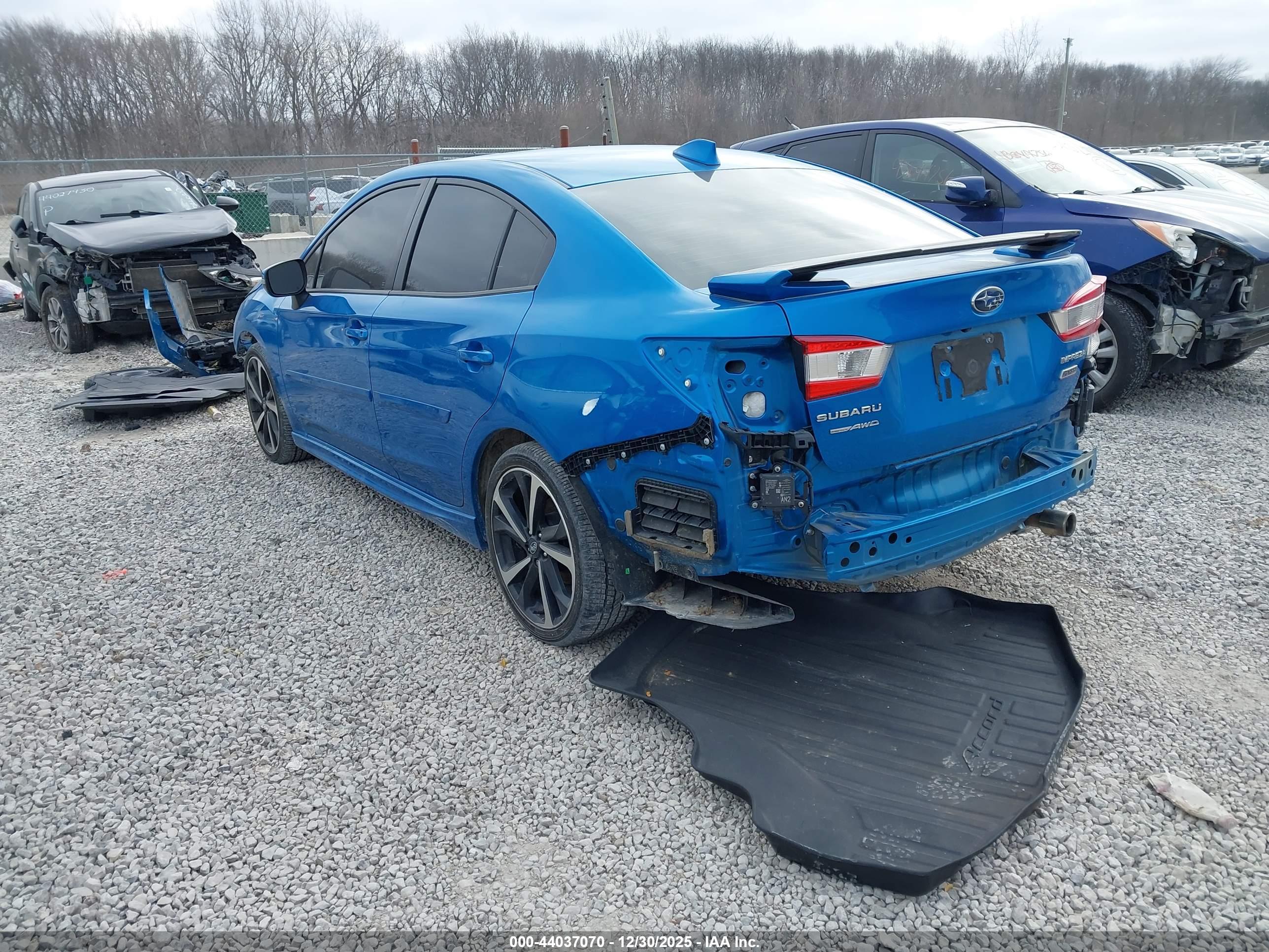 SUBARU IMPREZA image 3