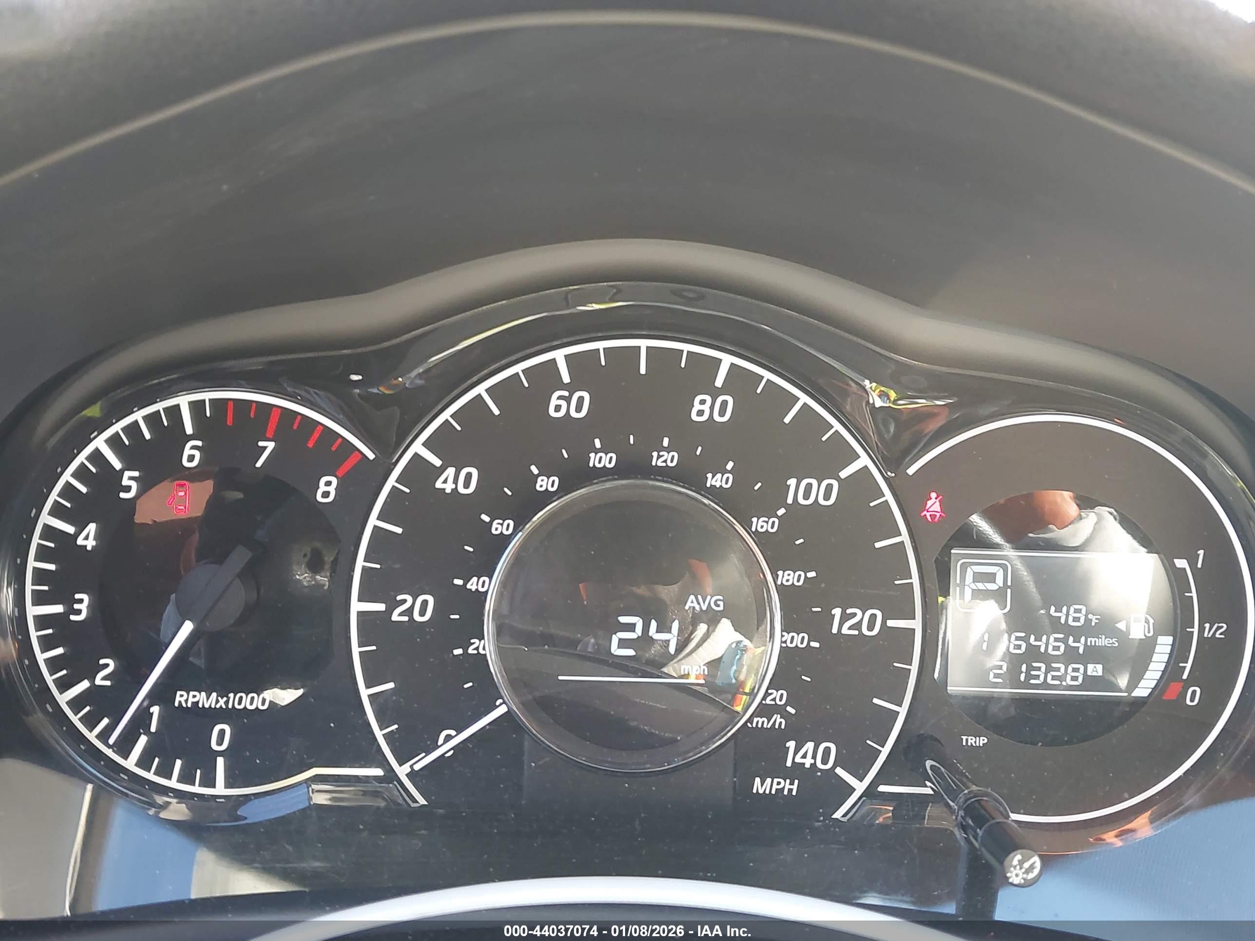 NISSAN VERSA image 7