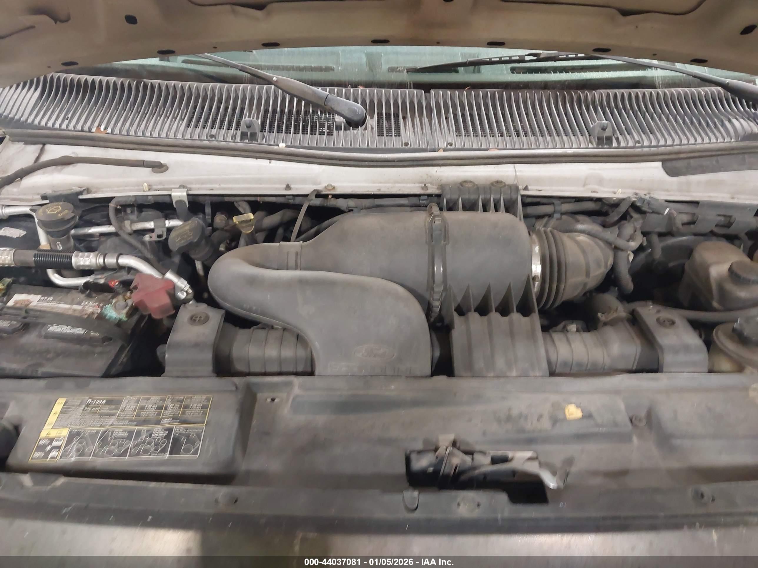 FORD E-350 image 10