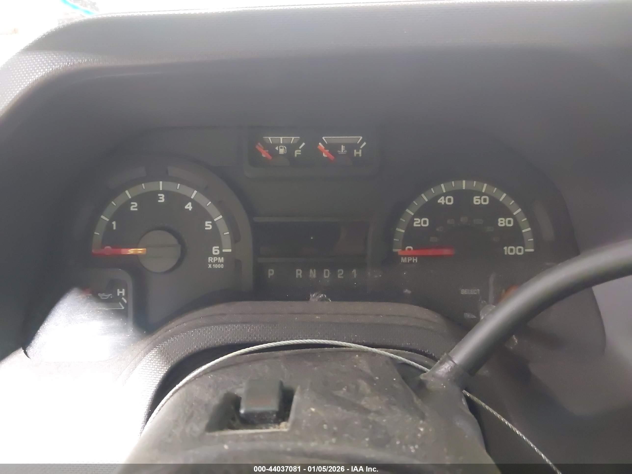 FORD E-350 image 7