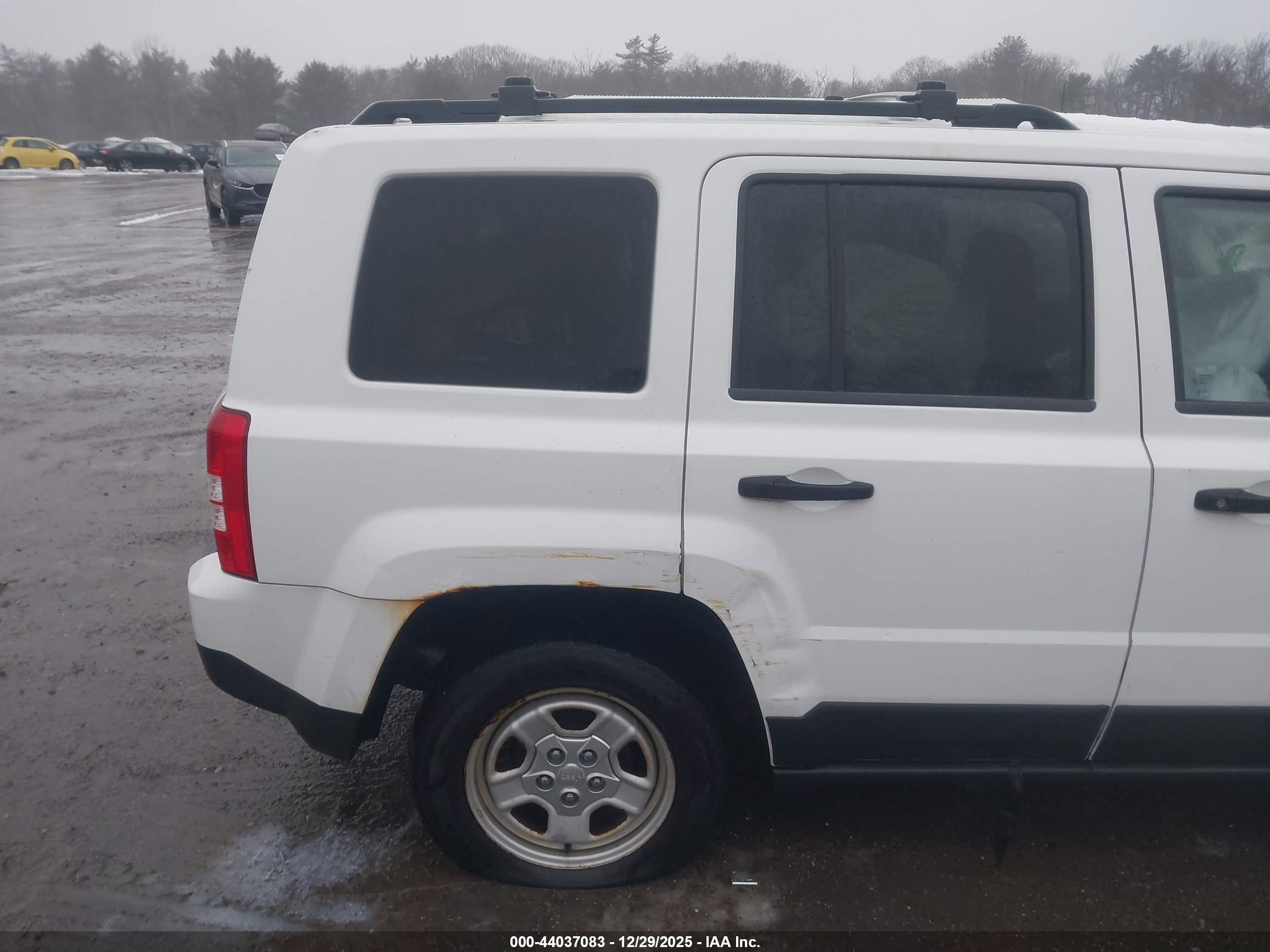 JEEP PATRIOT image 6