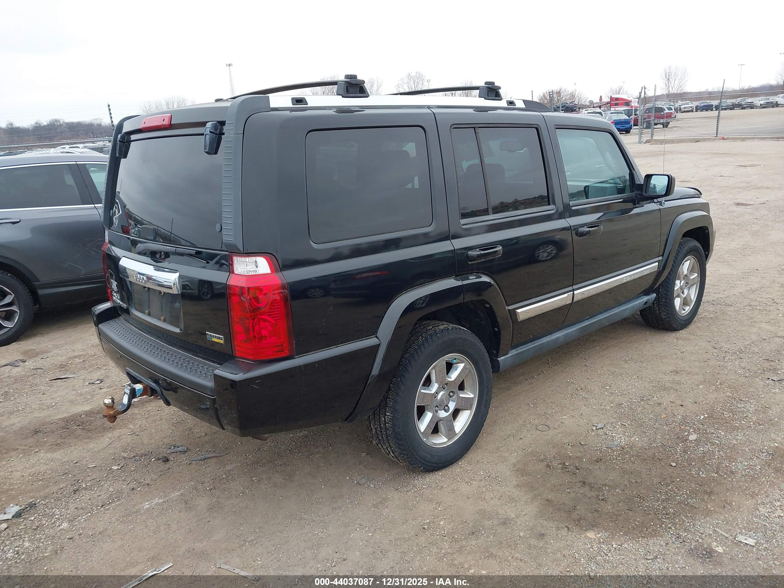 JEEP COMMANDER image 4