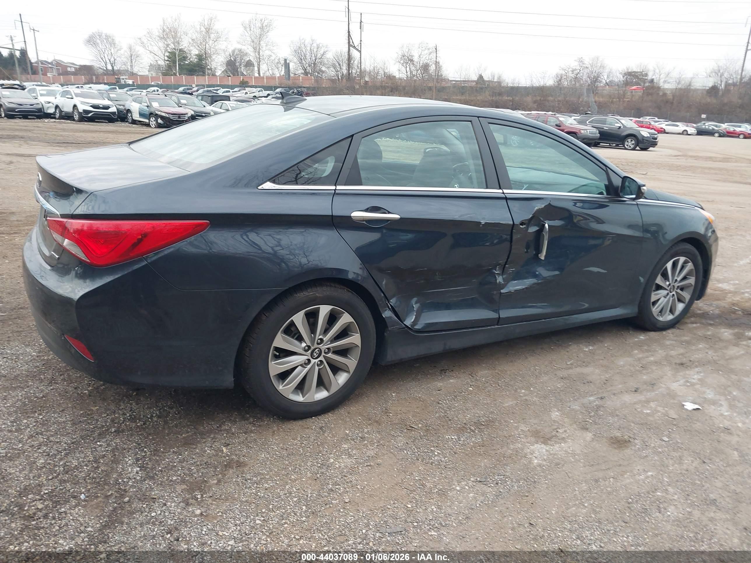 HYUNDAI SONATA image 4
