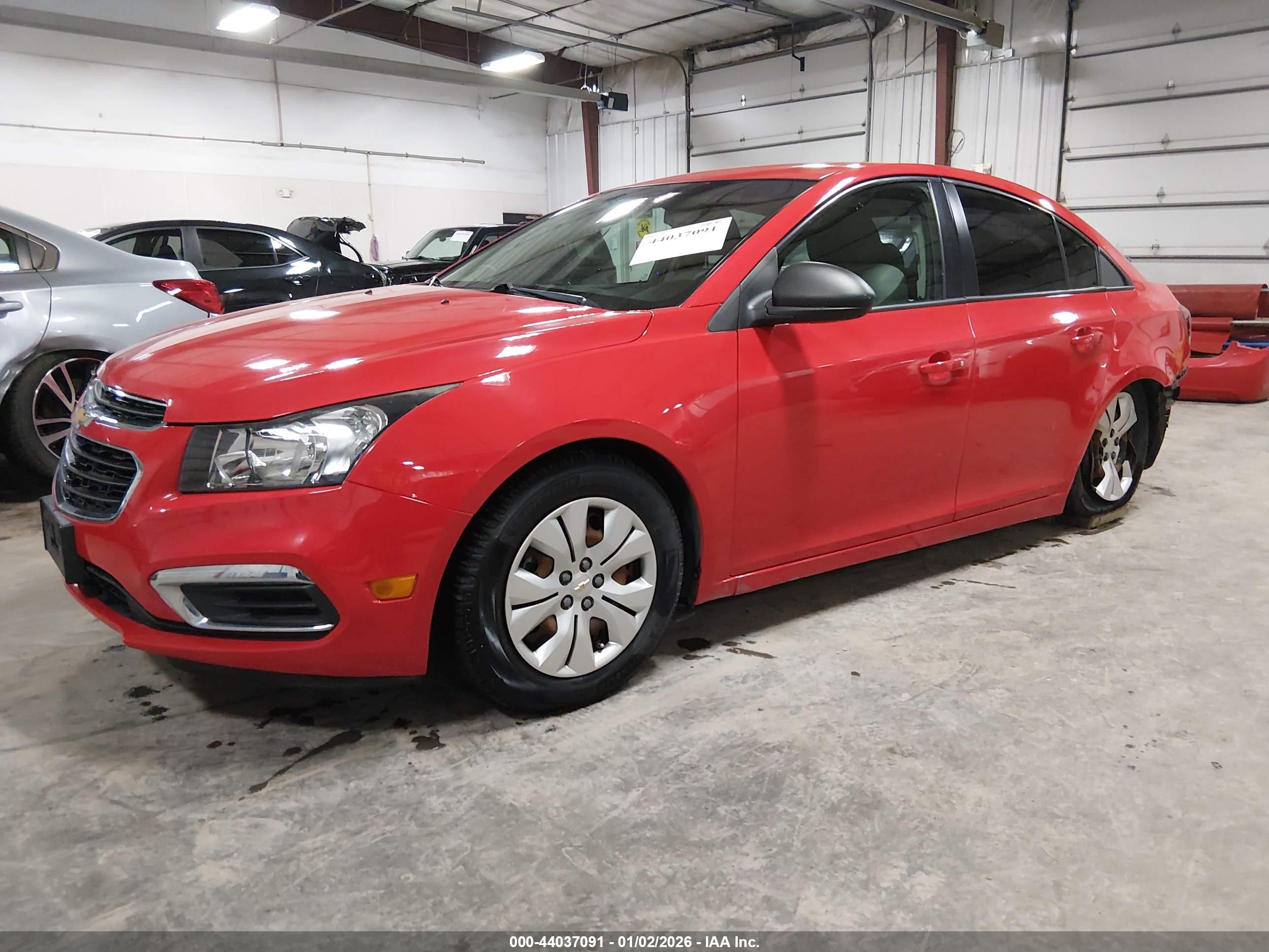 CHEVROLET CRUZE image 2