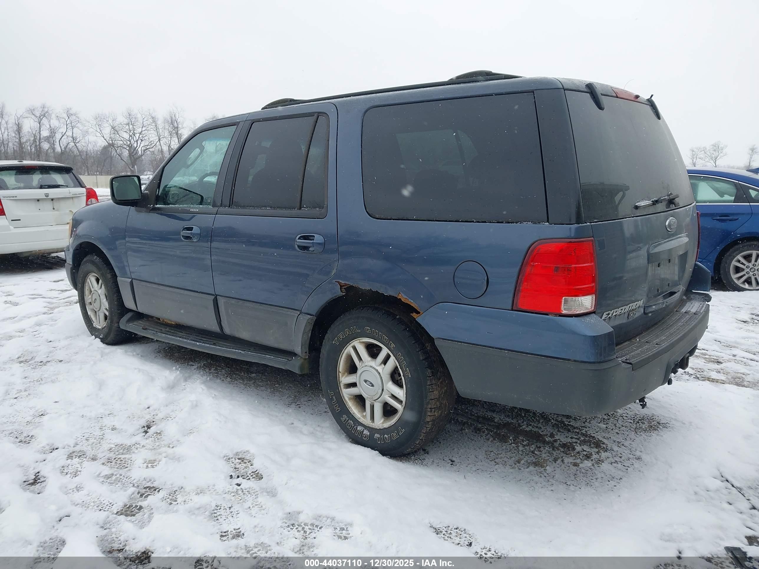 FORD EXPEDITION image 3