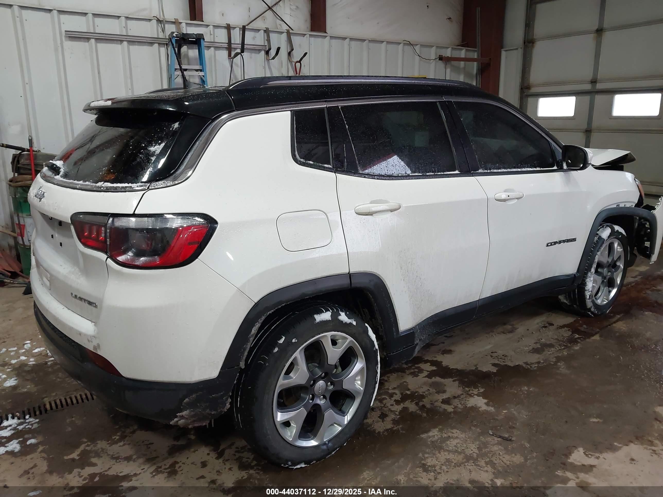 JEEP COMPASS image 4