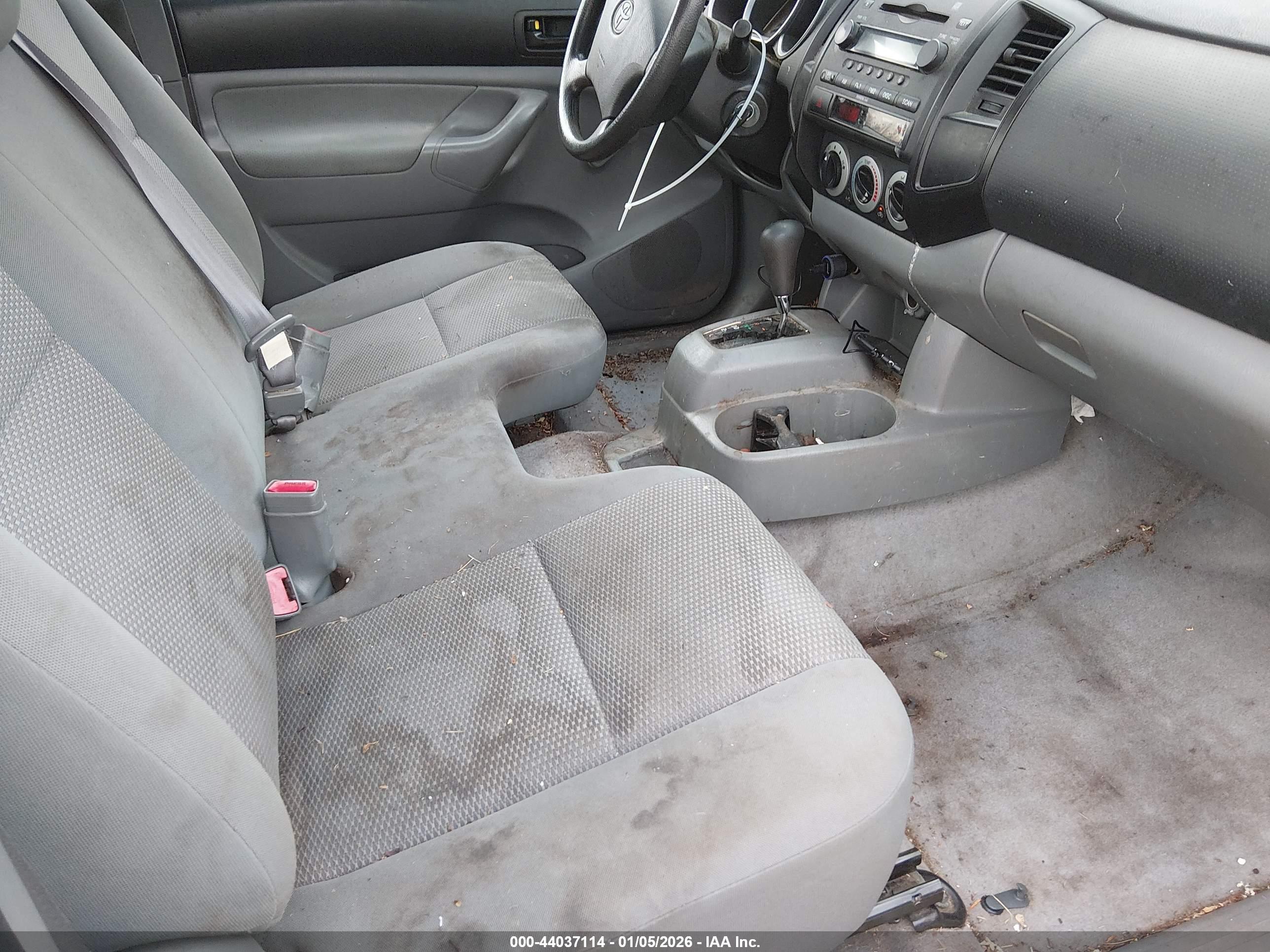 TOYOTA TACOMA image 5