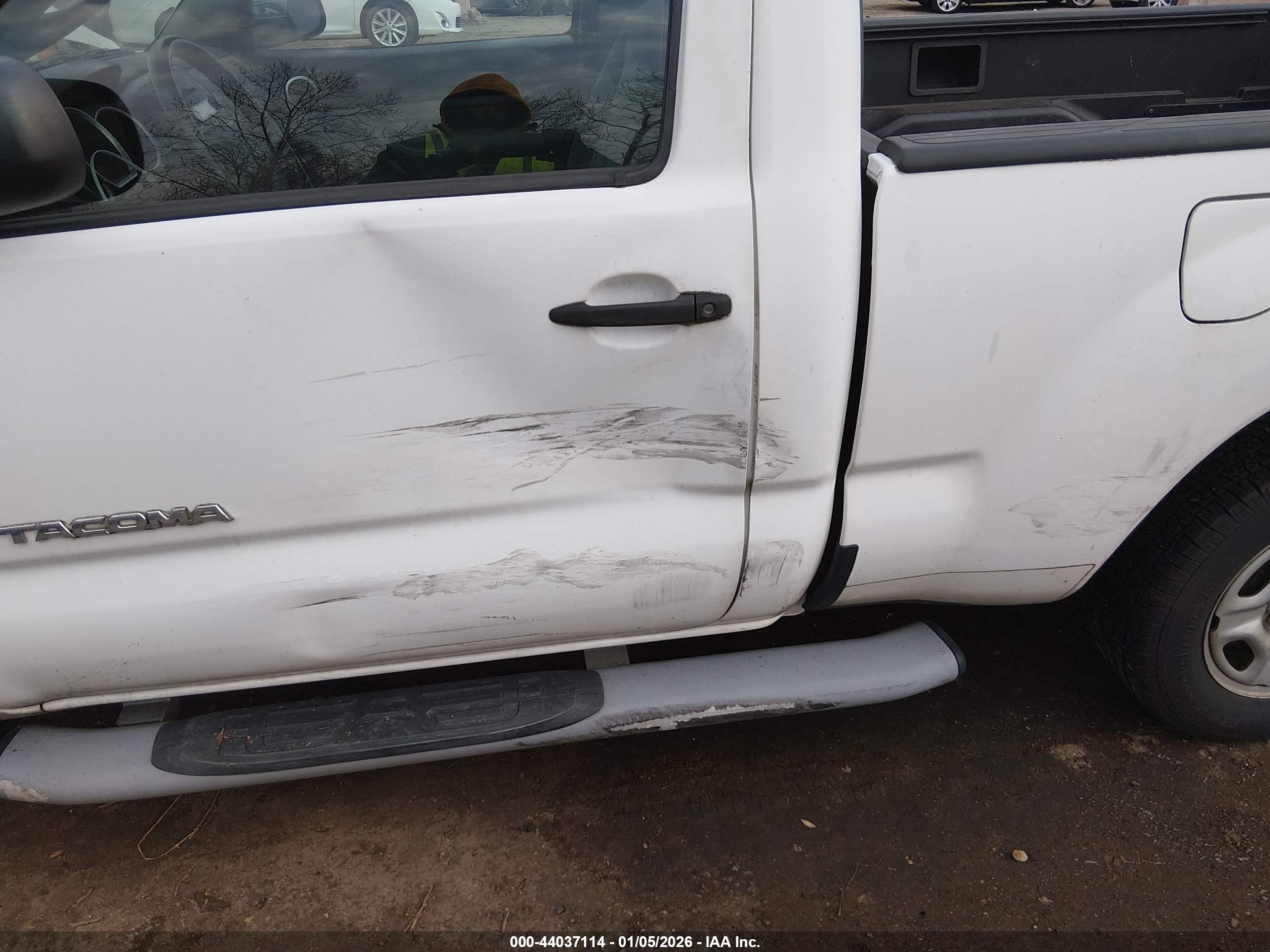 TOYOTA TACOMA image 6