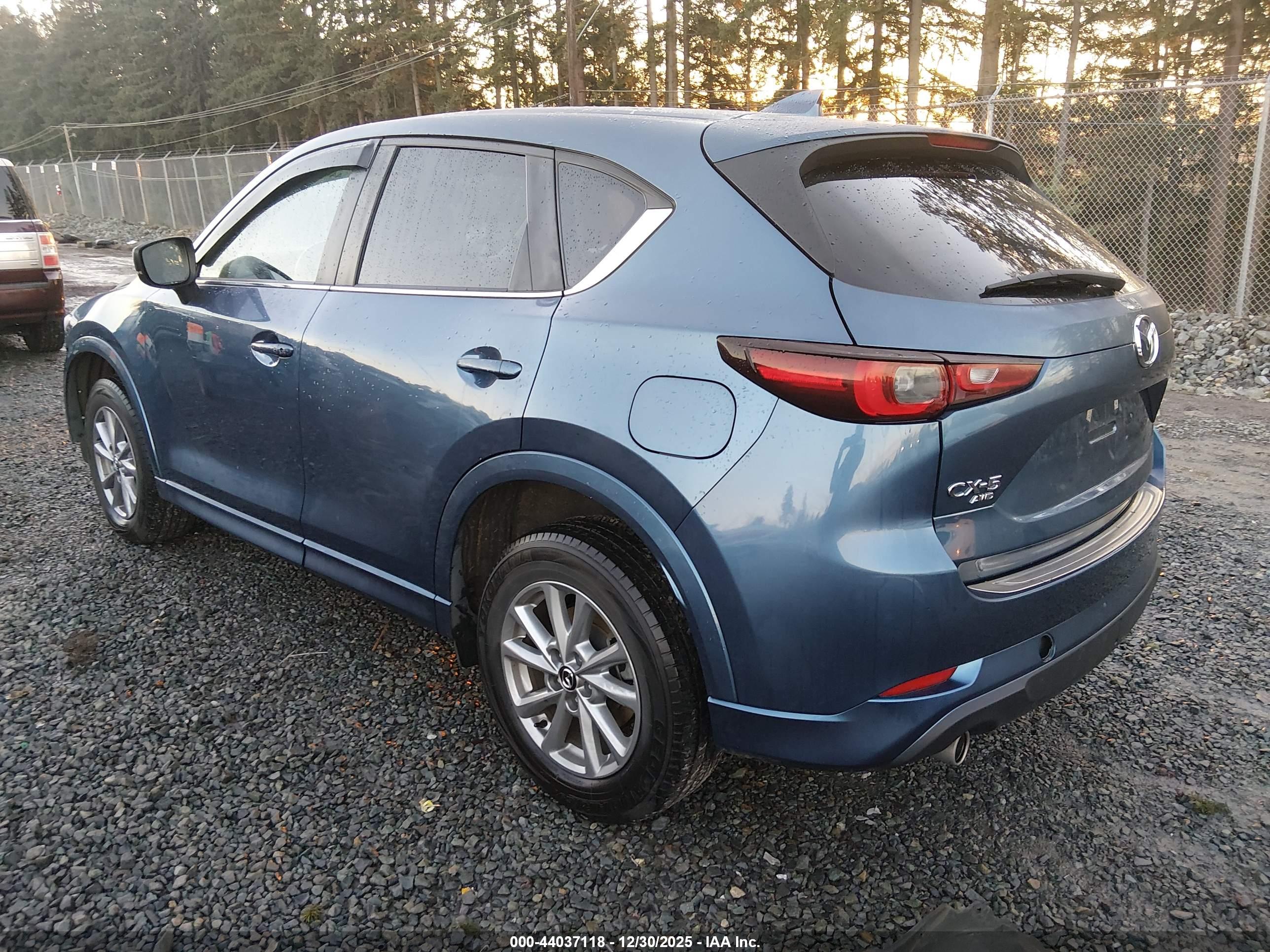 MAZDA CX-5 image 3