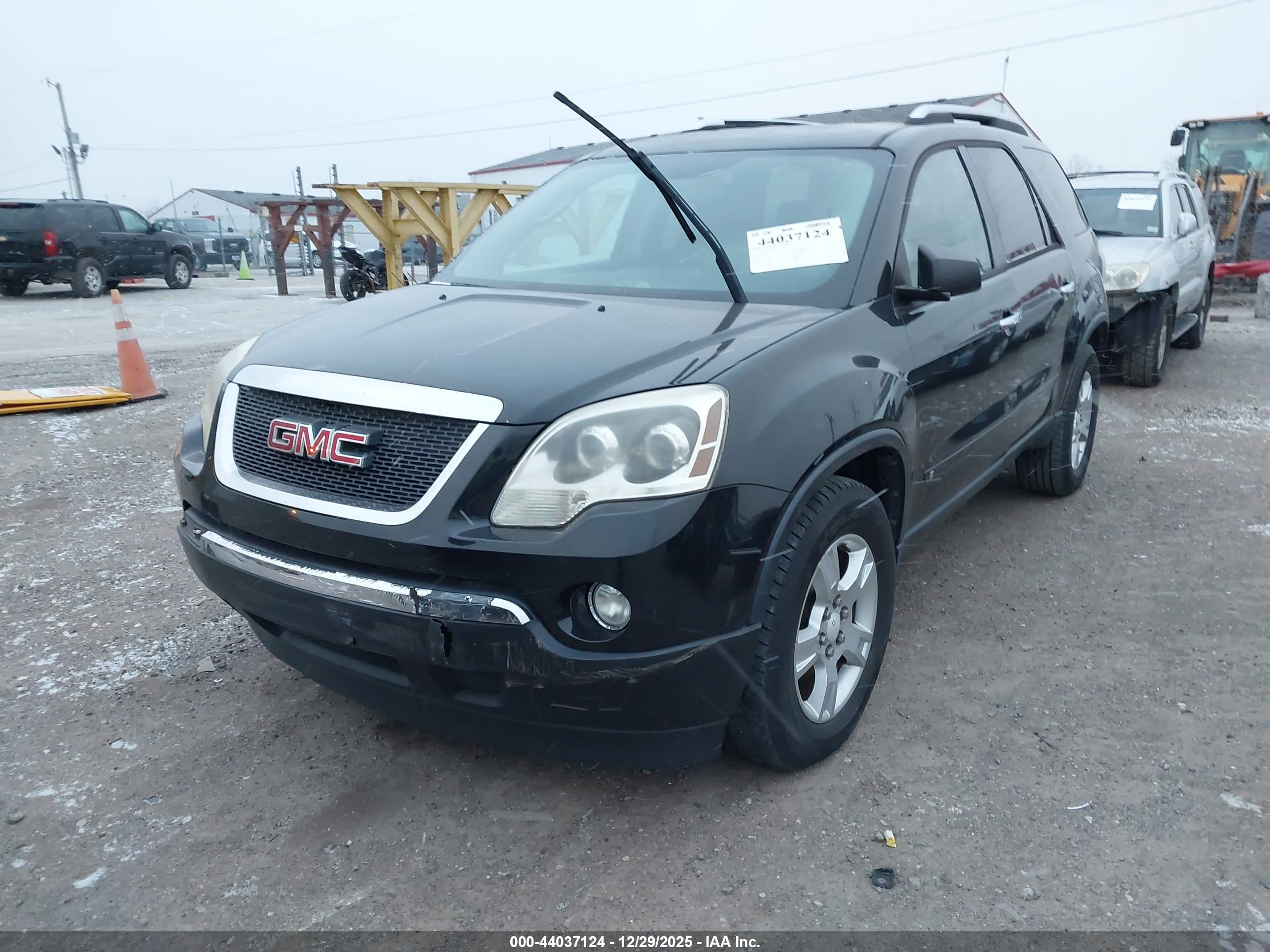 GMC ACADIA image 6