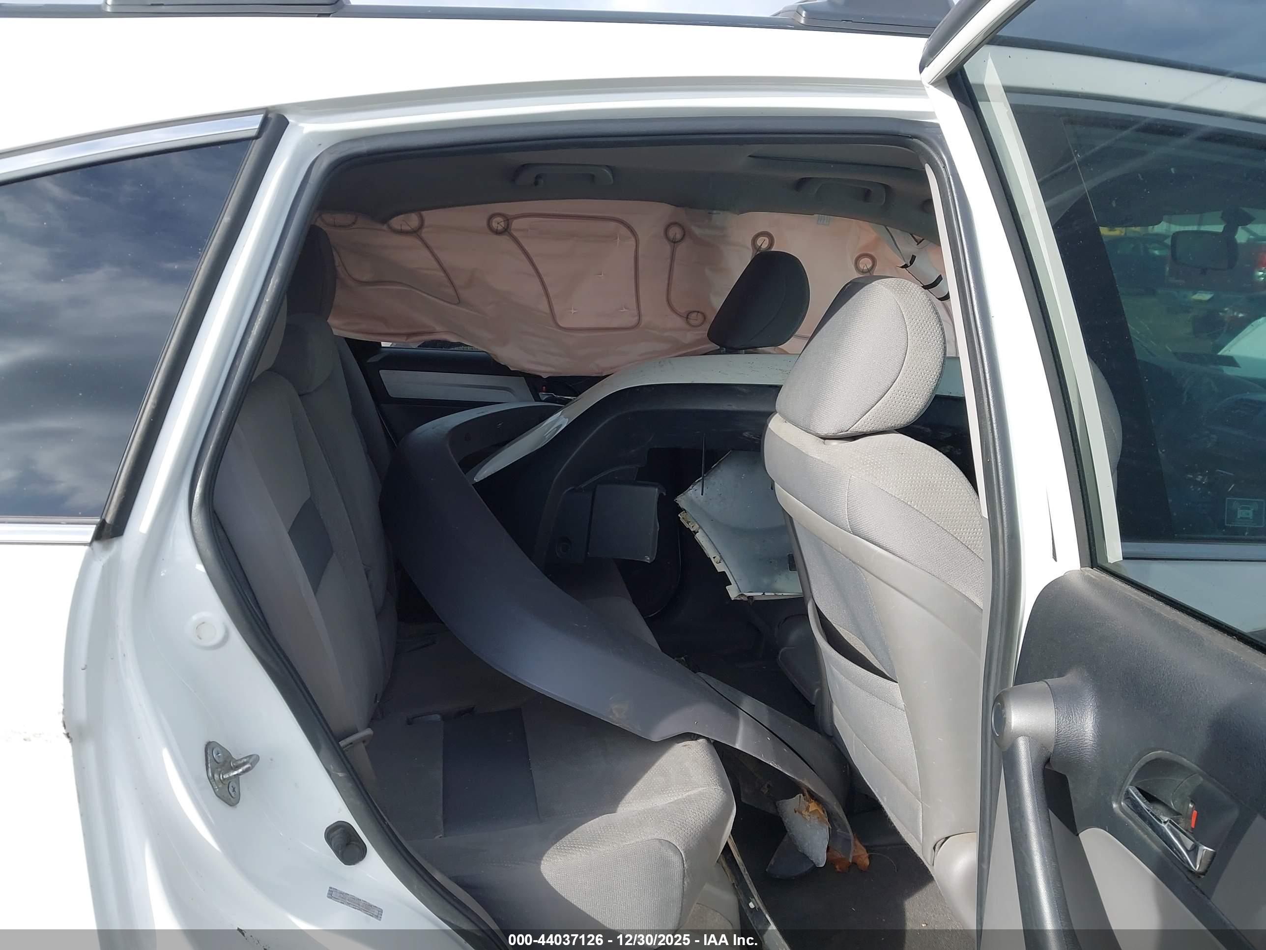HONDA CR-V image 8
