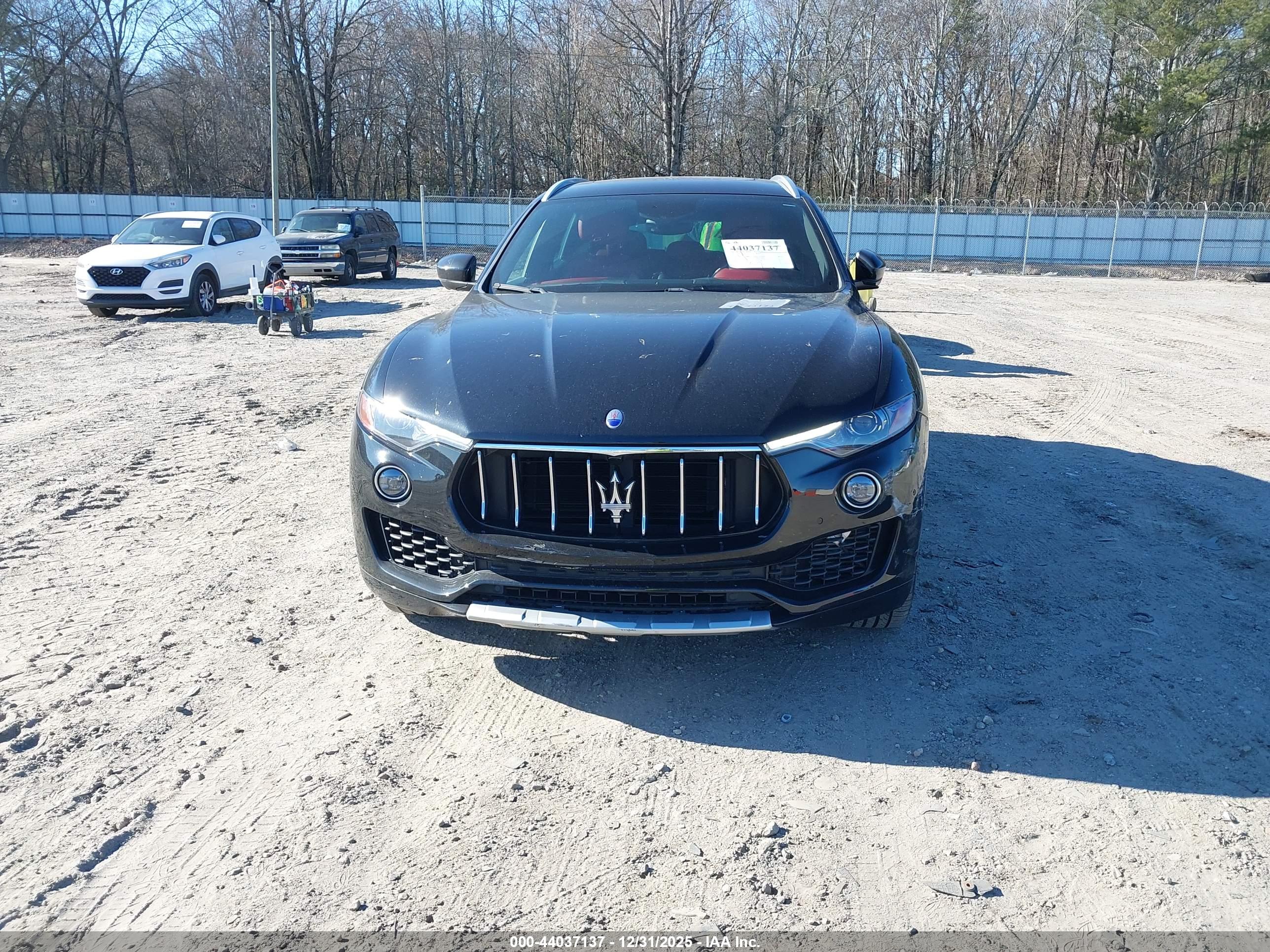 MASERATI LEVANTE image 6