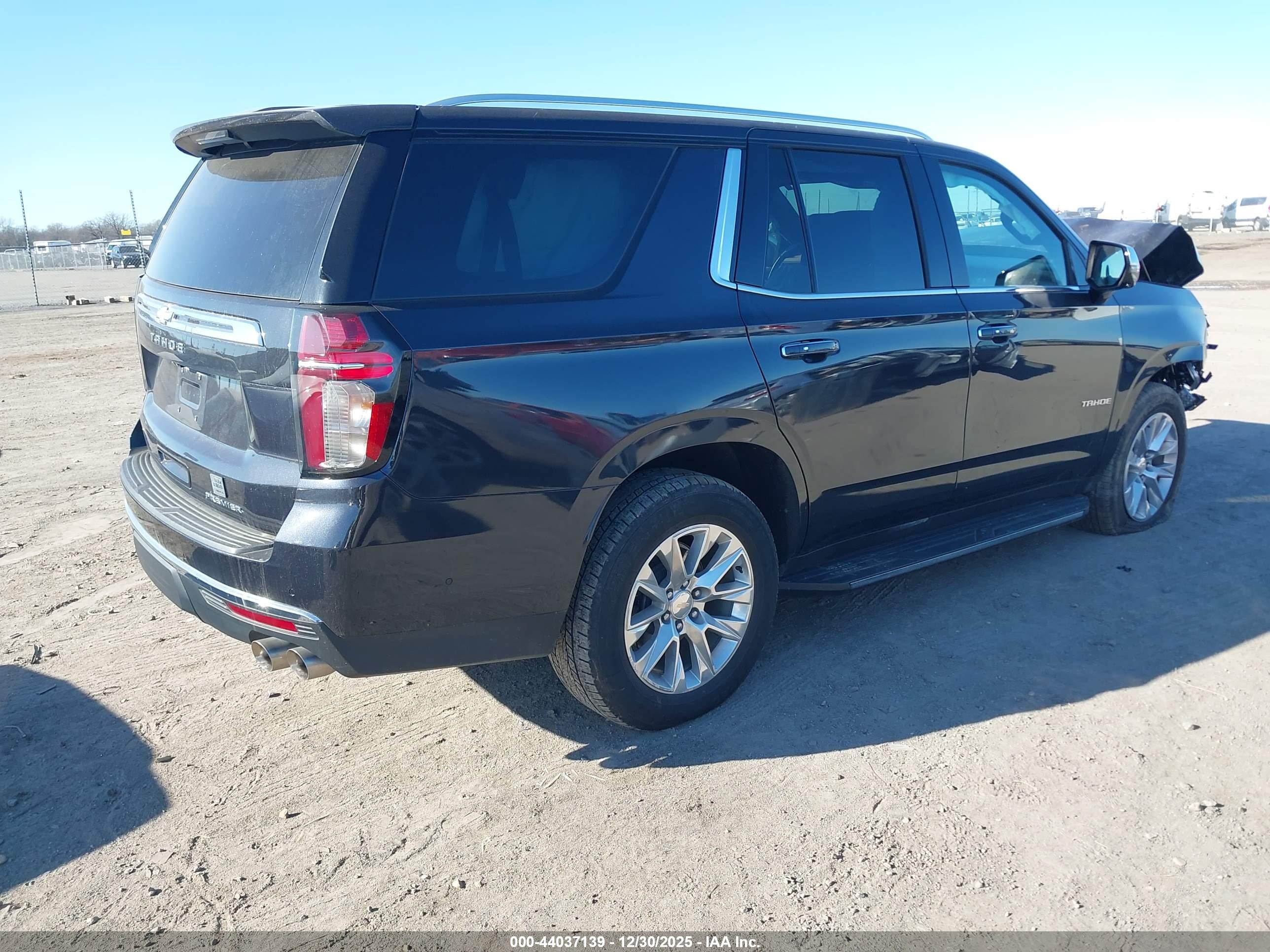 CHEVROLET TAHOE image 4