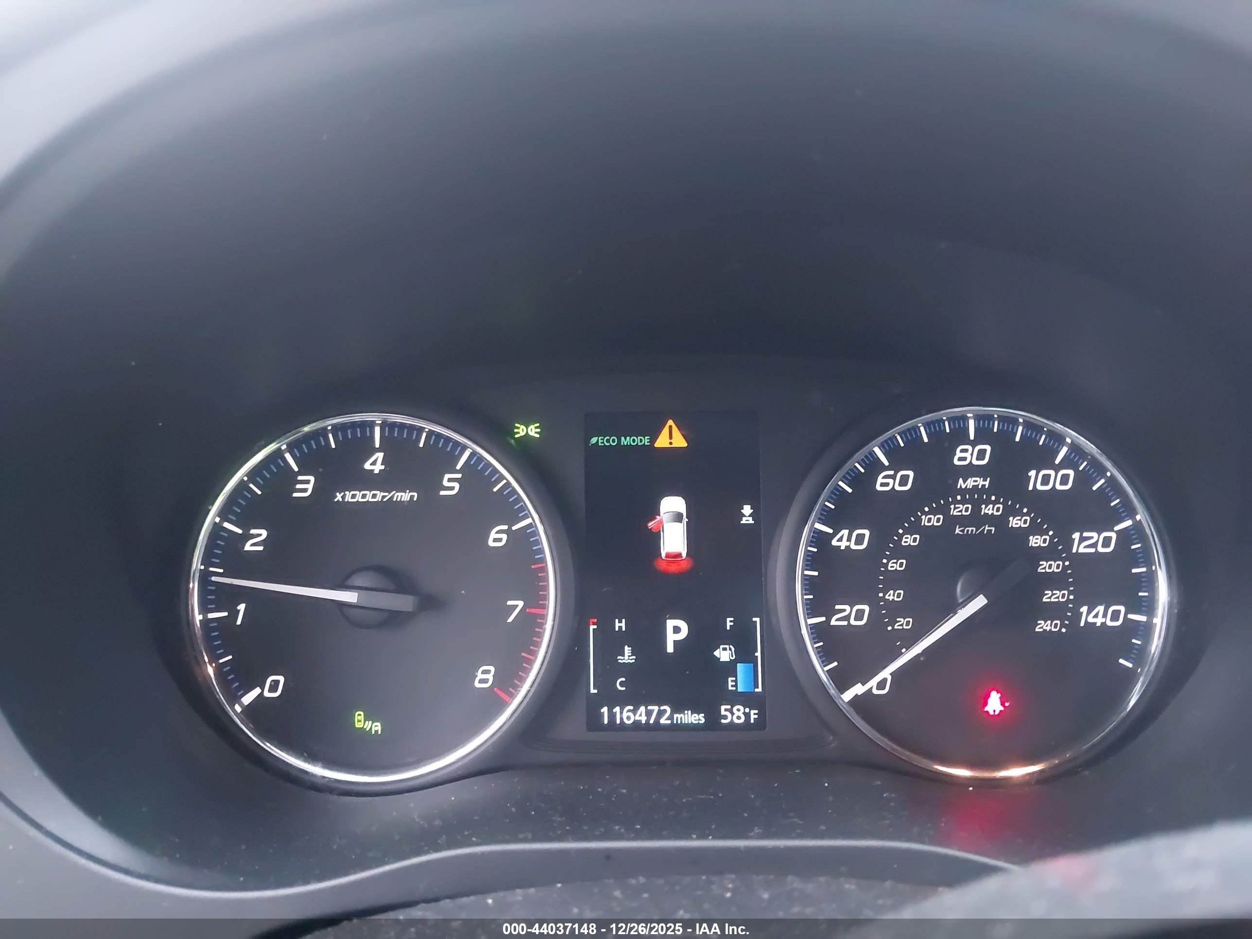 MITSUBISHI OUTLANDER image 7