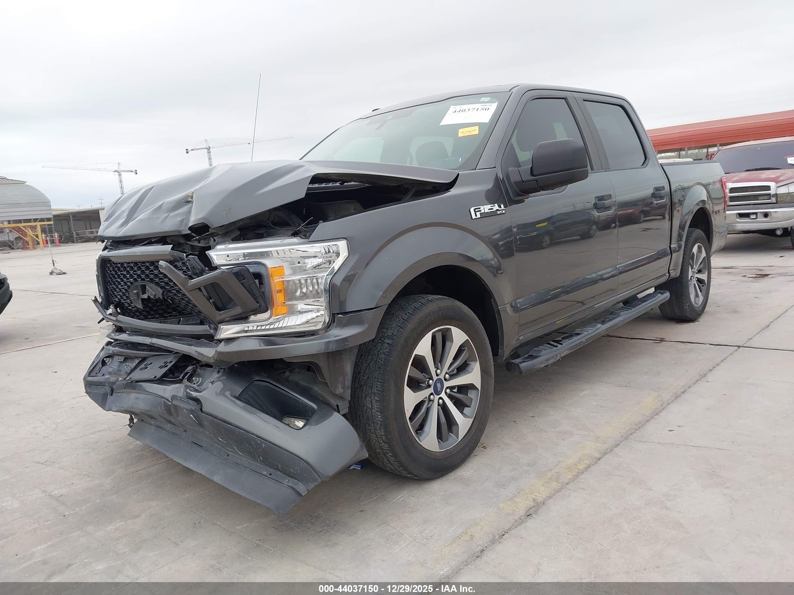 FORD F-150 image 2