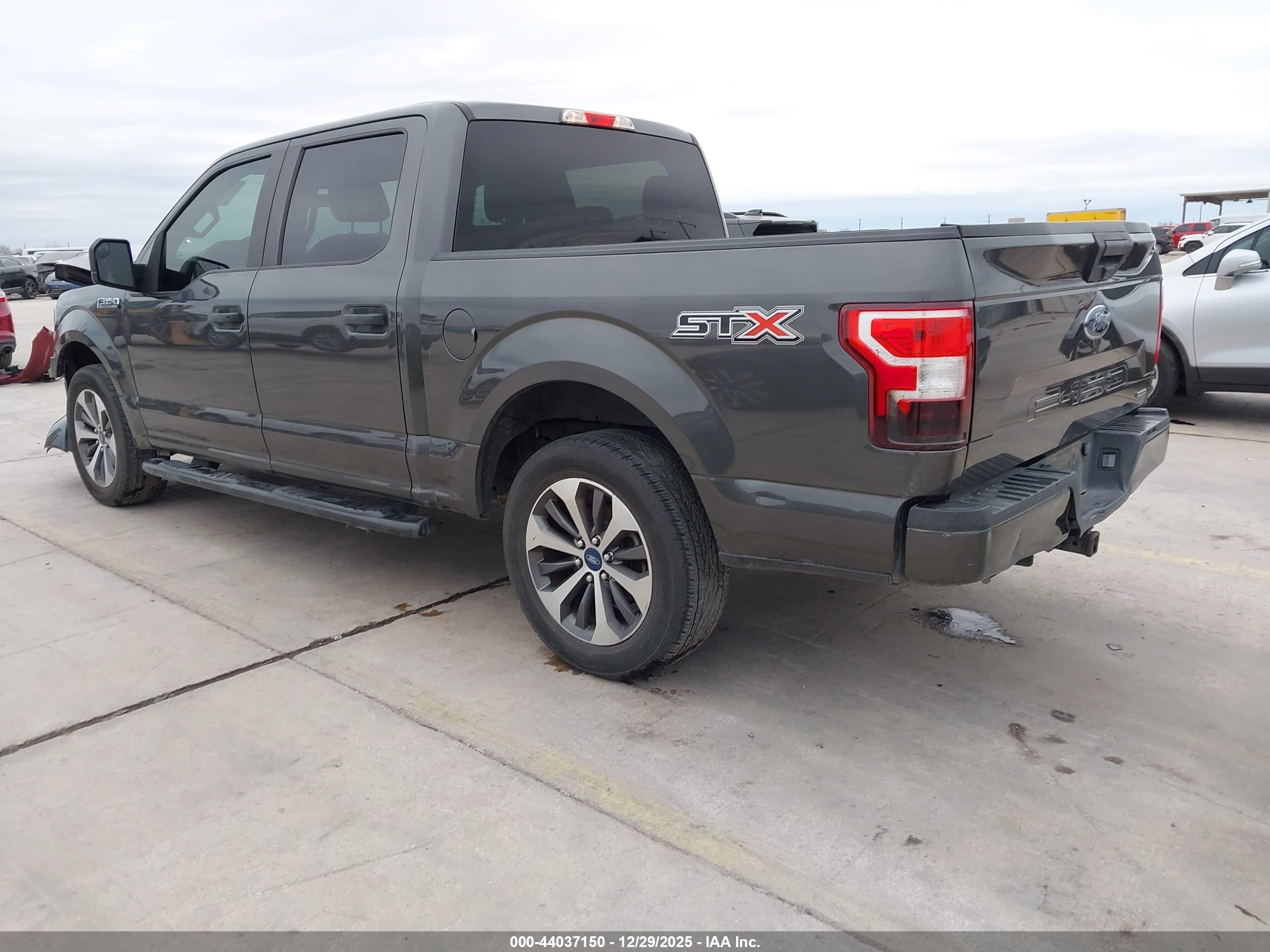 FORD F-150 image 3