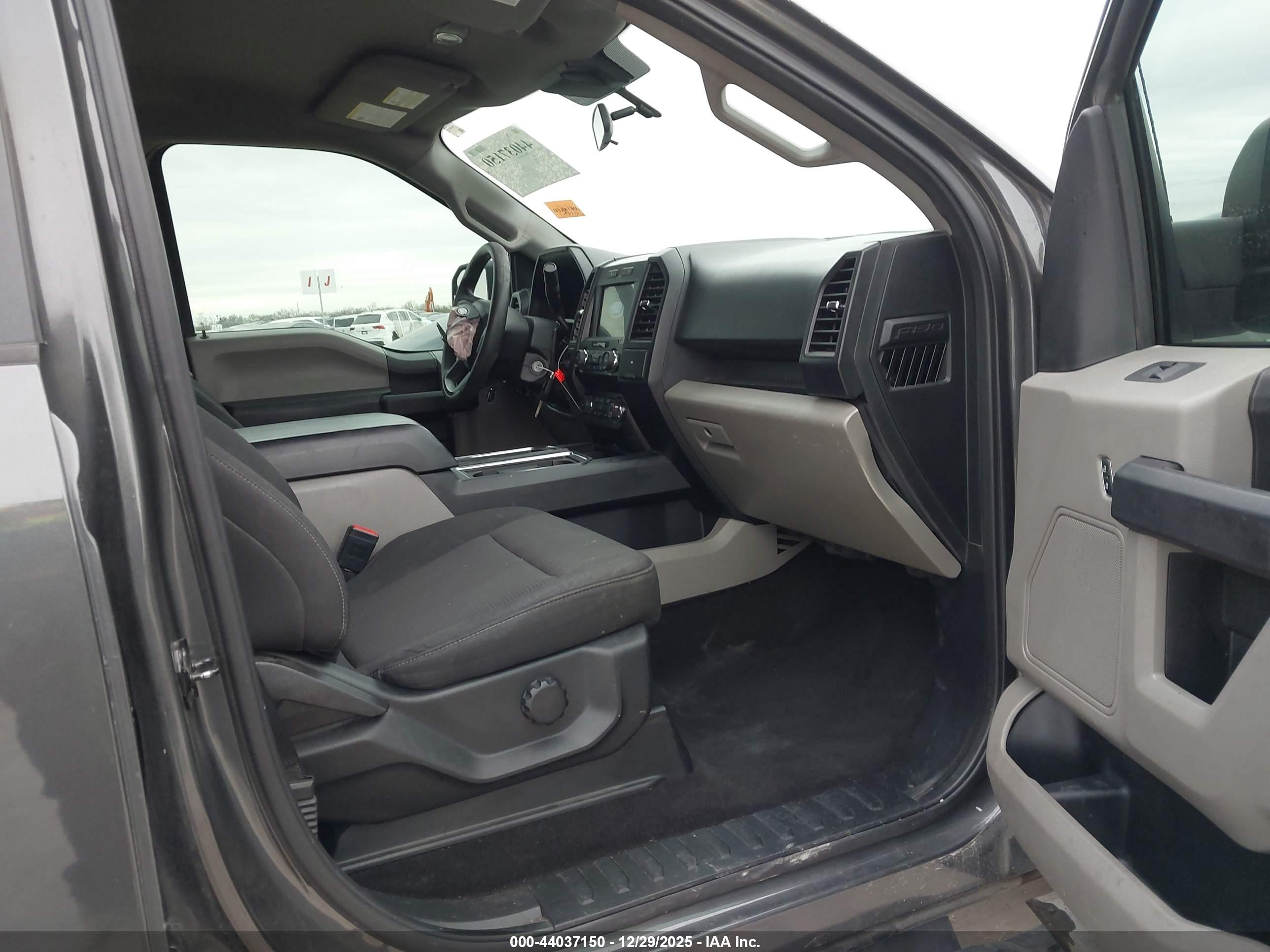FORD F-150 image 5