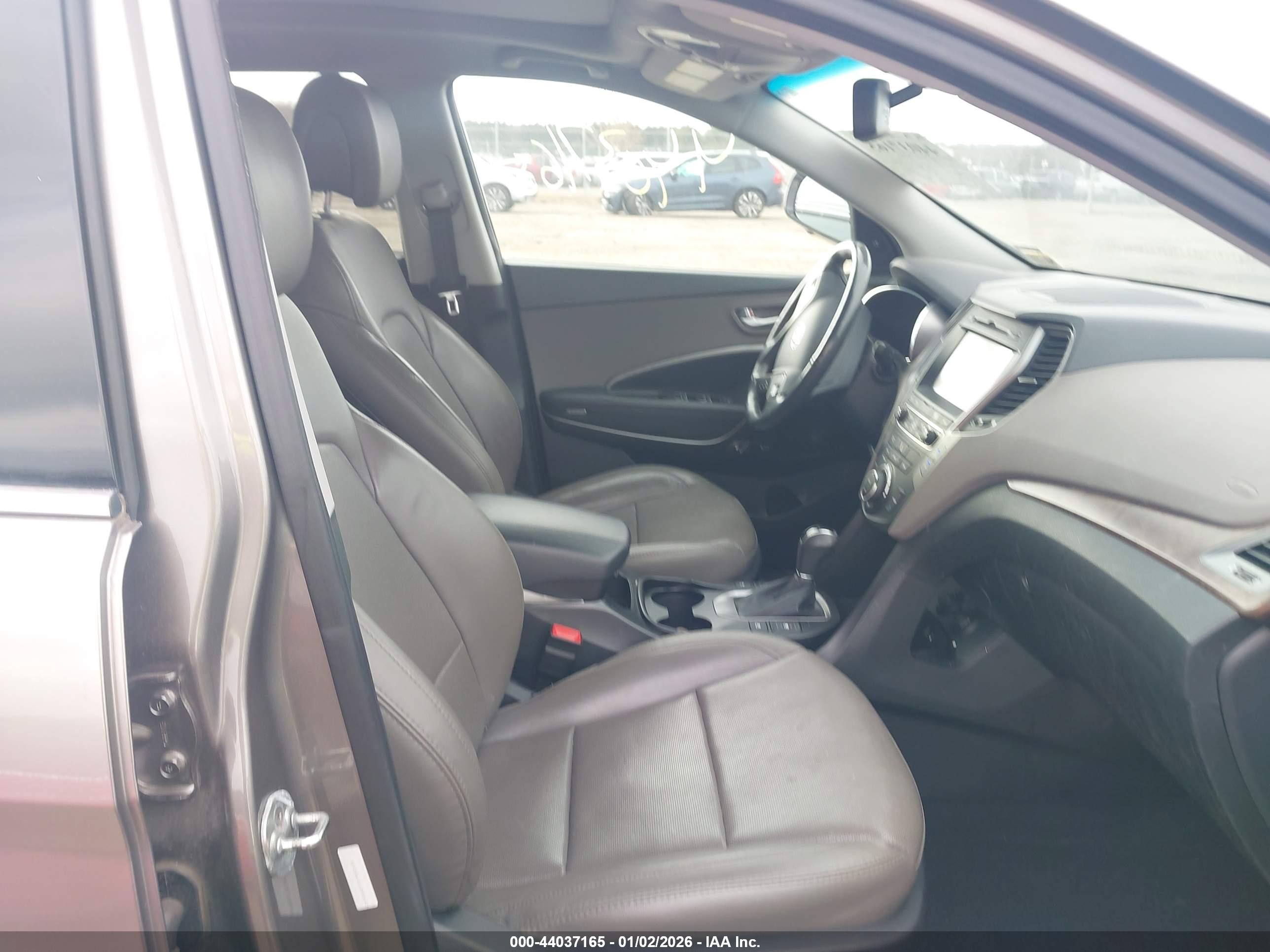 HYUNDAI SANTA image 5