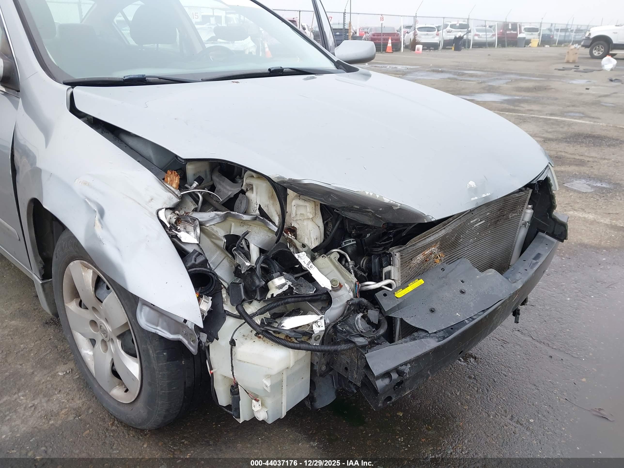 NISSAN ALTIMA image 6