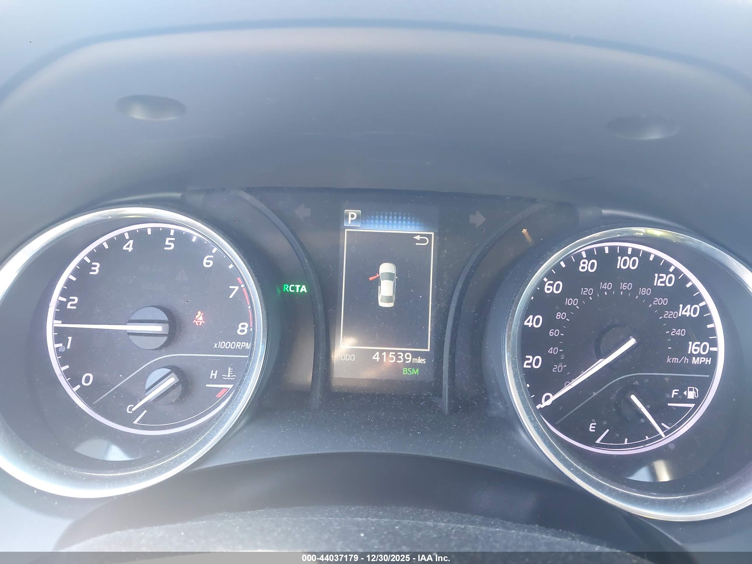 TOYOTA CAMRY image 7