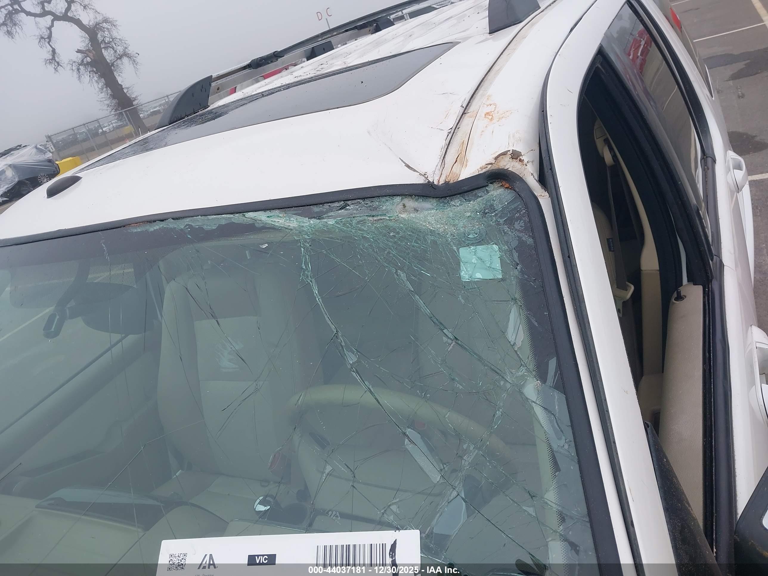FORD EXPLORER image 6