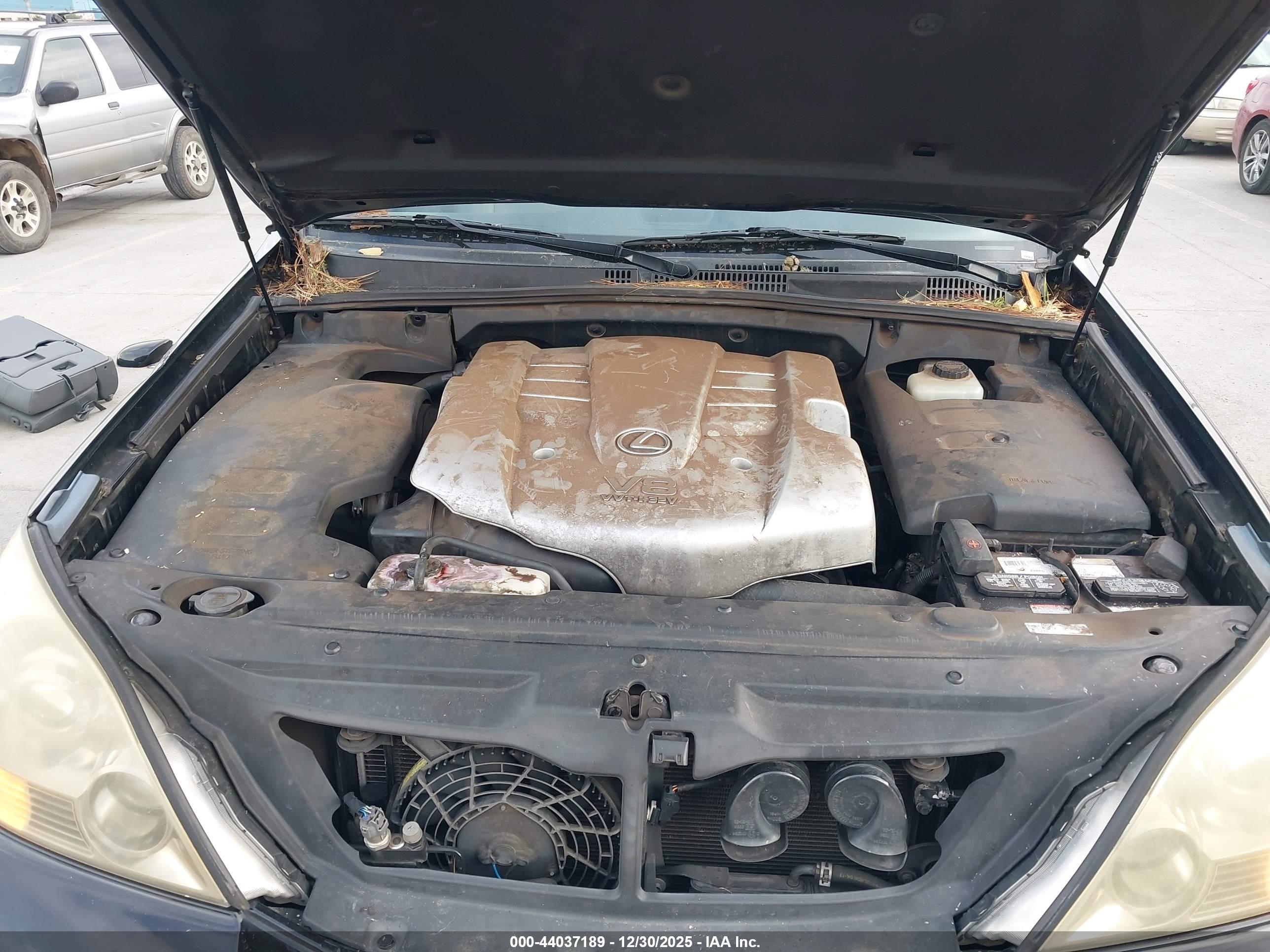 LEXUS GX image 10