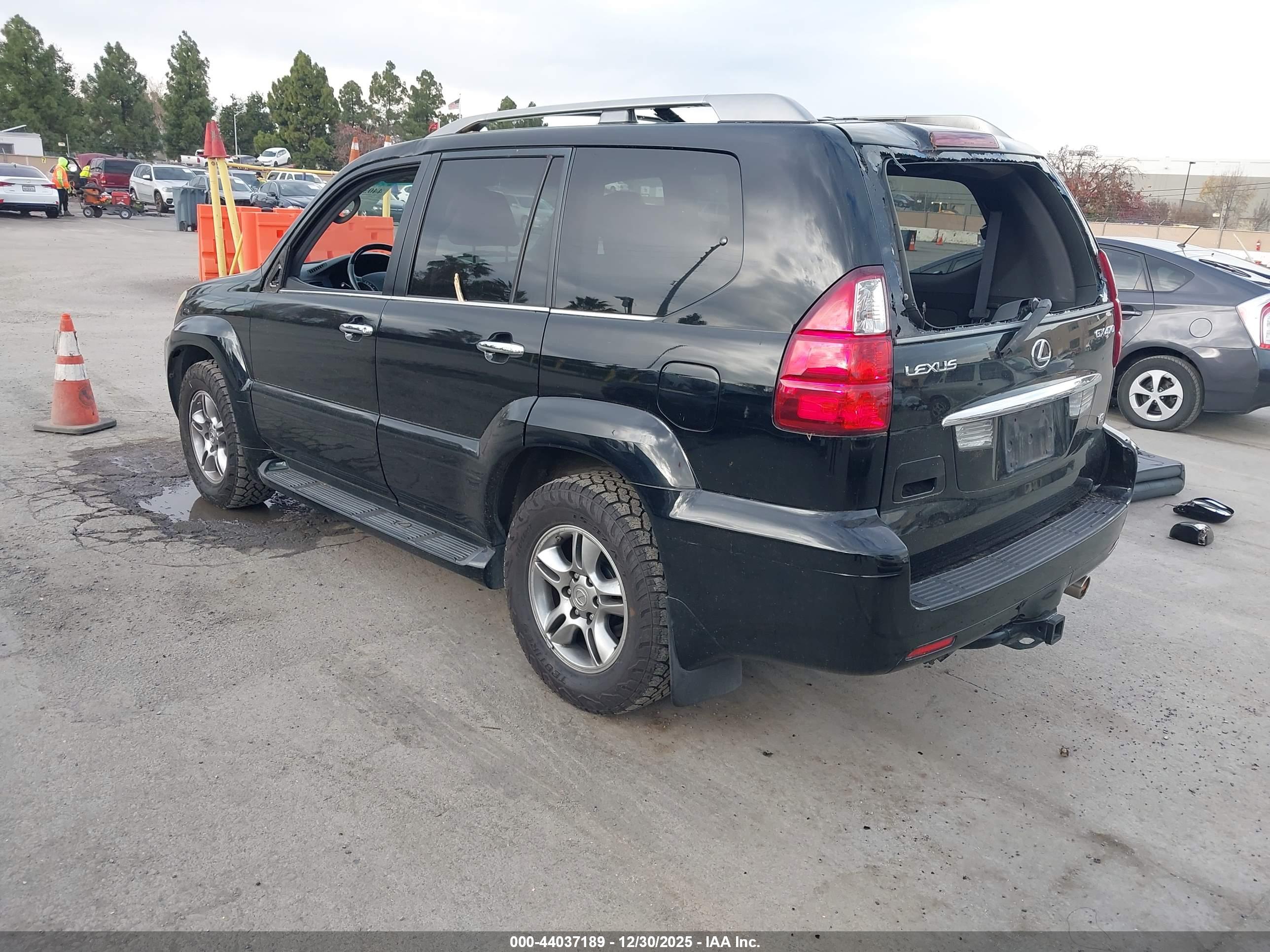 LEXUS GX image 3