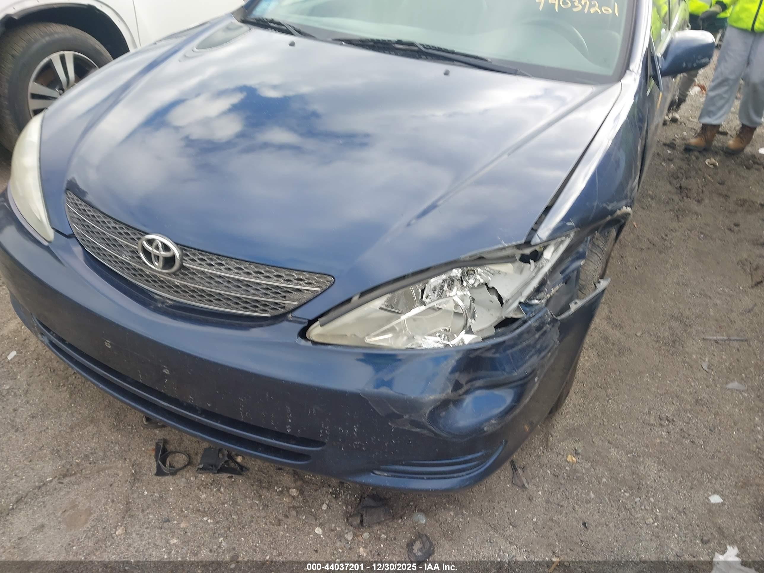 TOYOTA CAMRY image 6